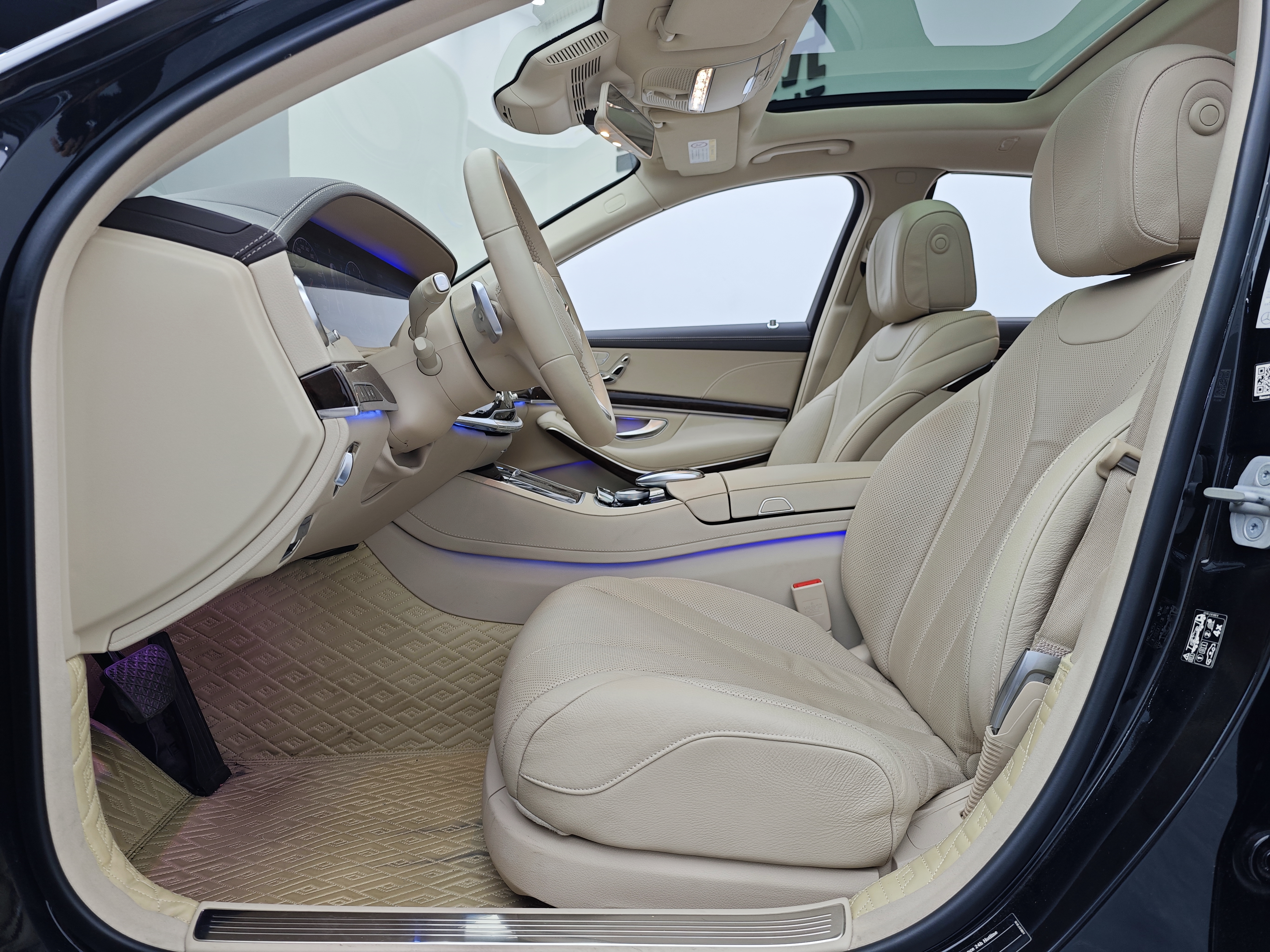 Mercedes-Benz S Class 2018 immagine di auto #8