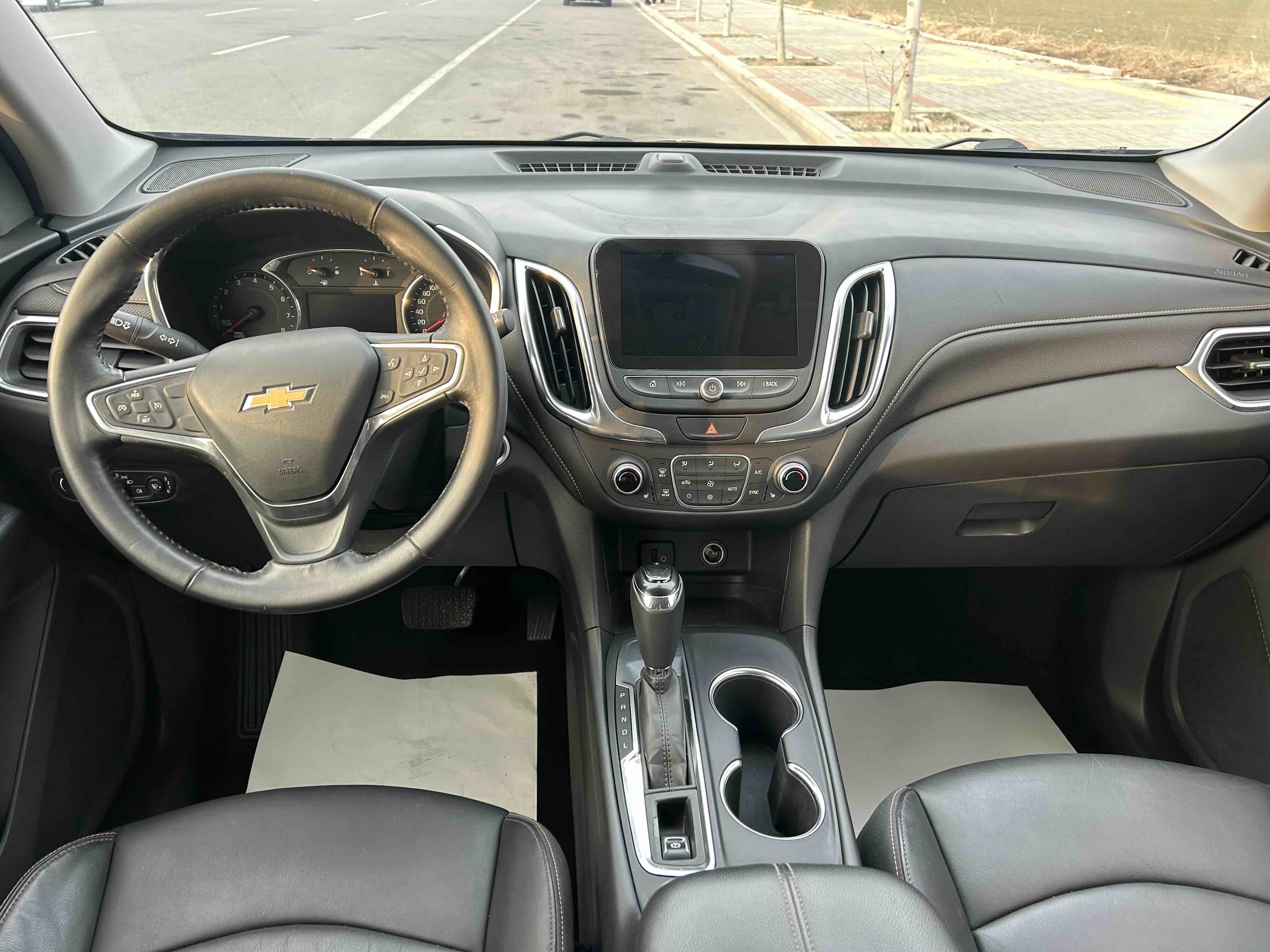 Chevrolet Equinox 2018 car image #8