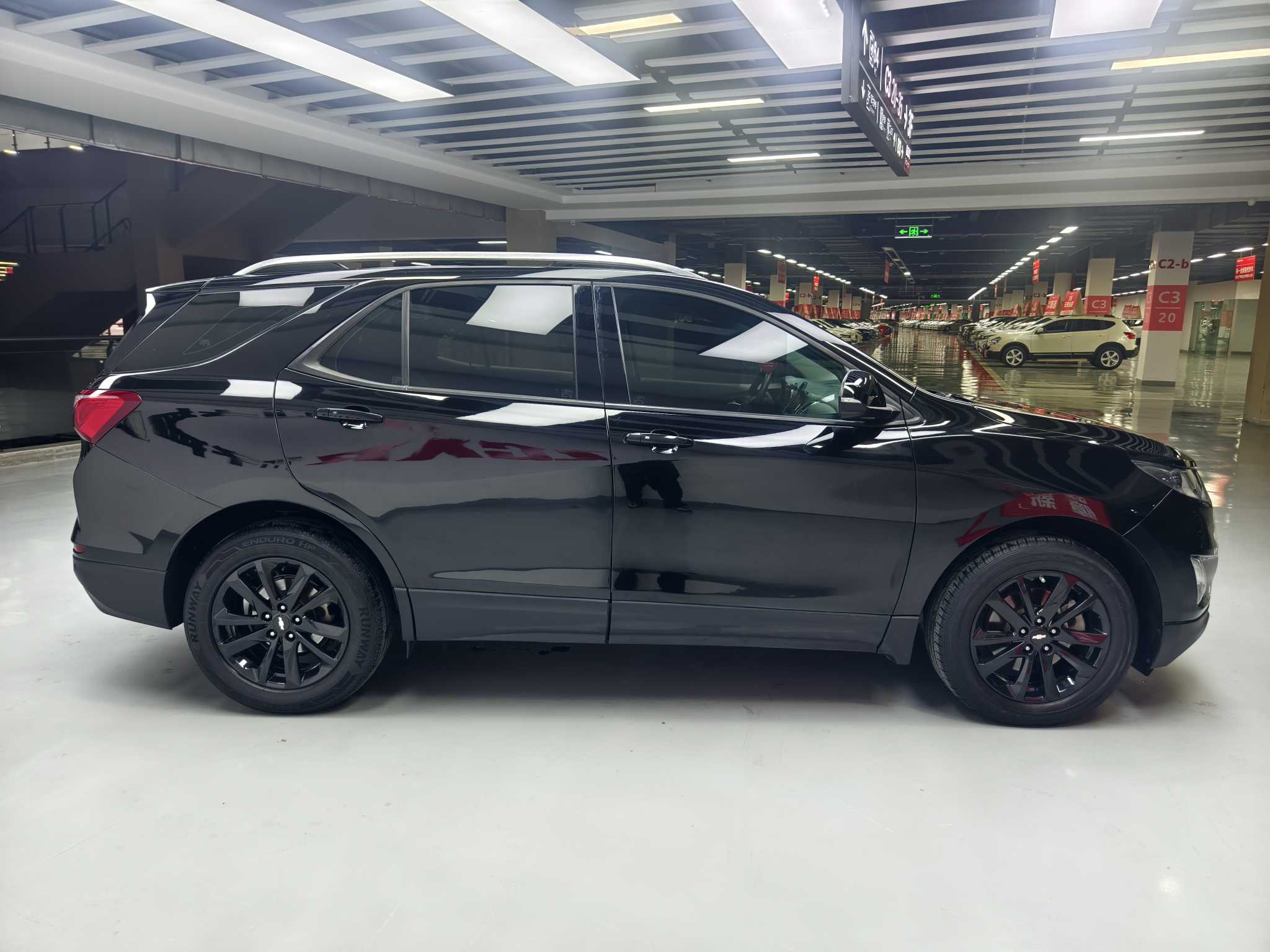 Chevrolet Equinox 2018 immagine di auto #8