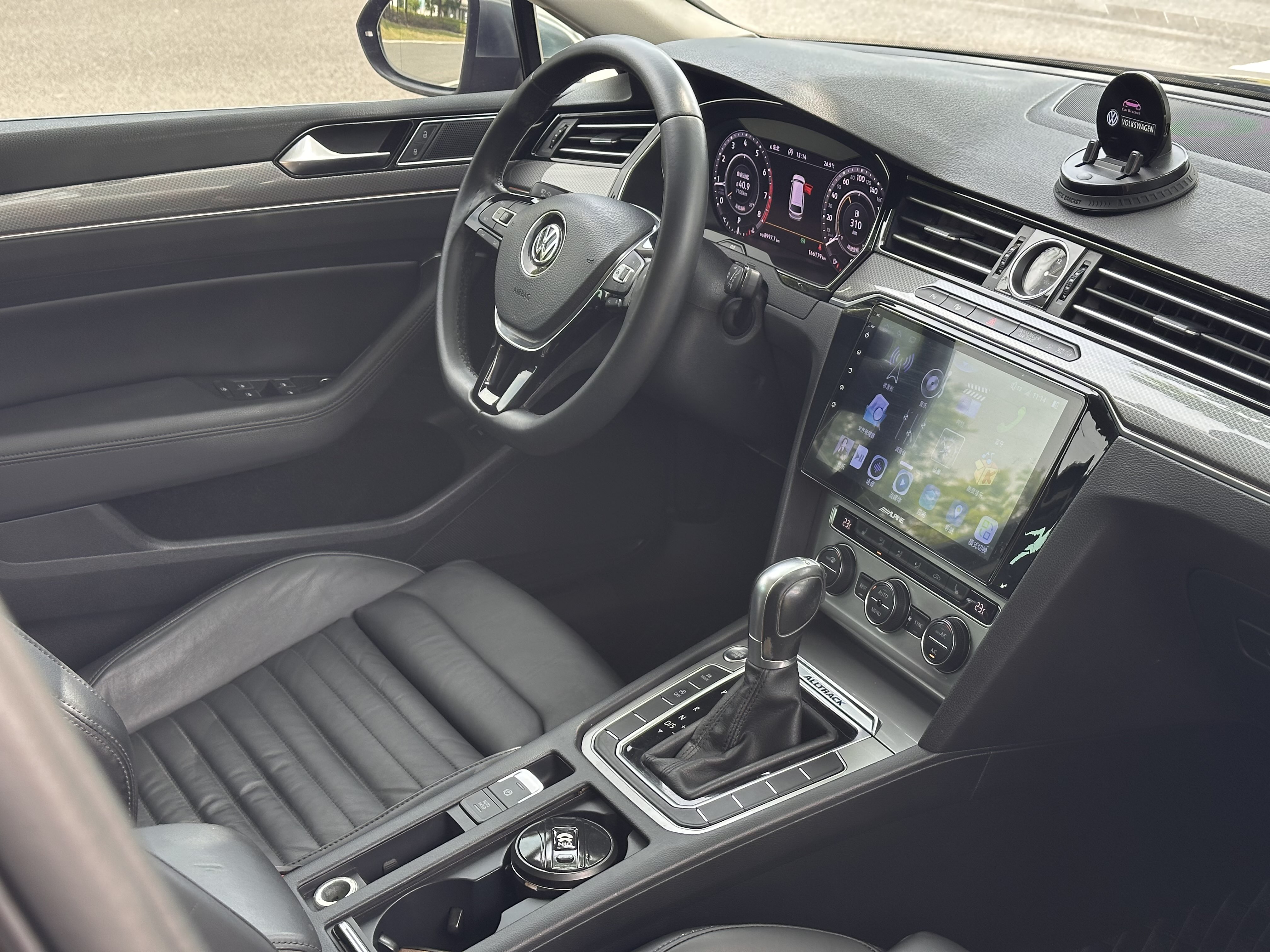 Volkswagen Passat Variant 2018 immagine di auto #8