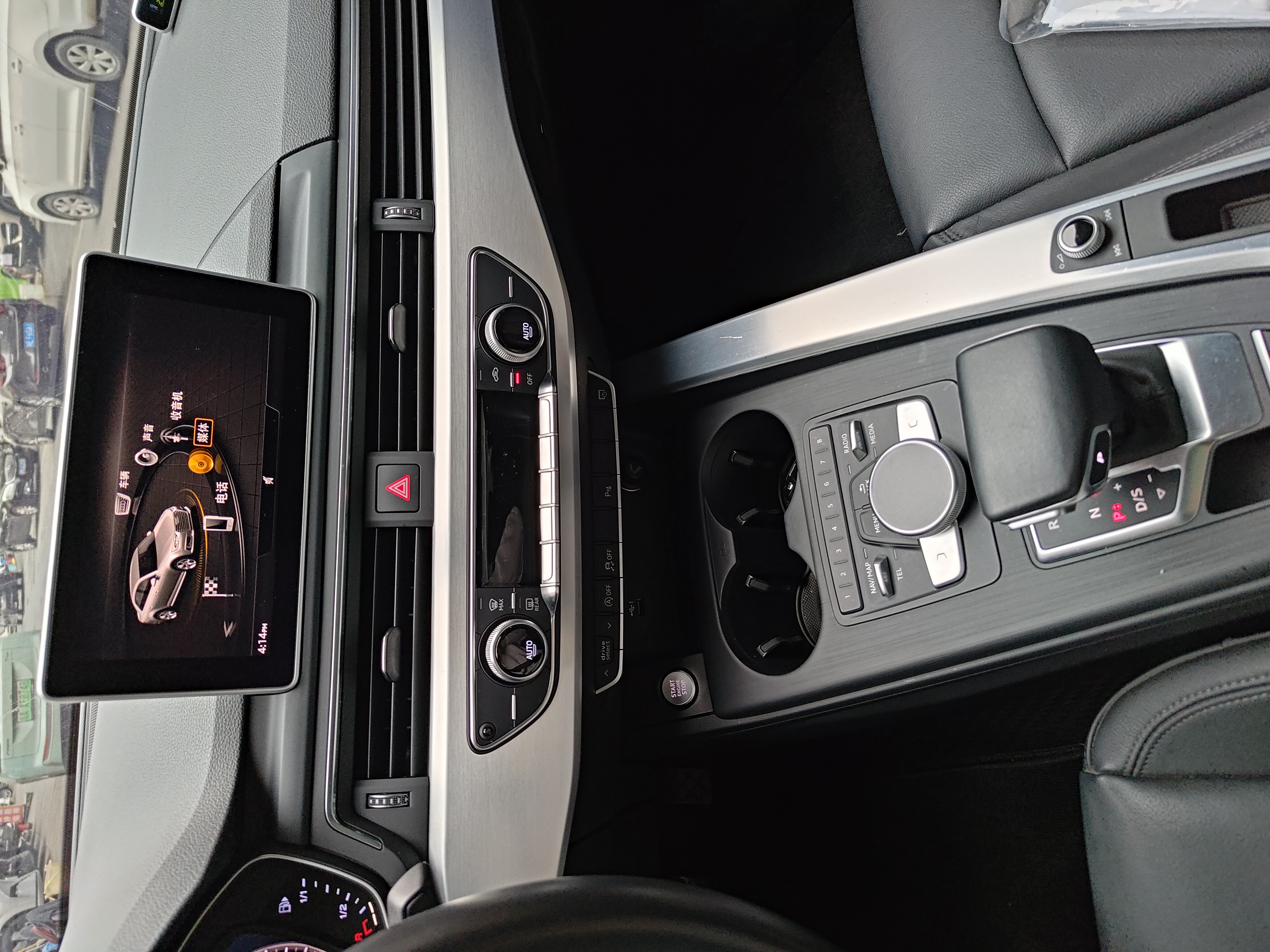 Audi A4L 2018 car image #8