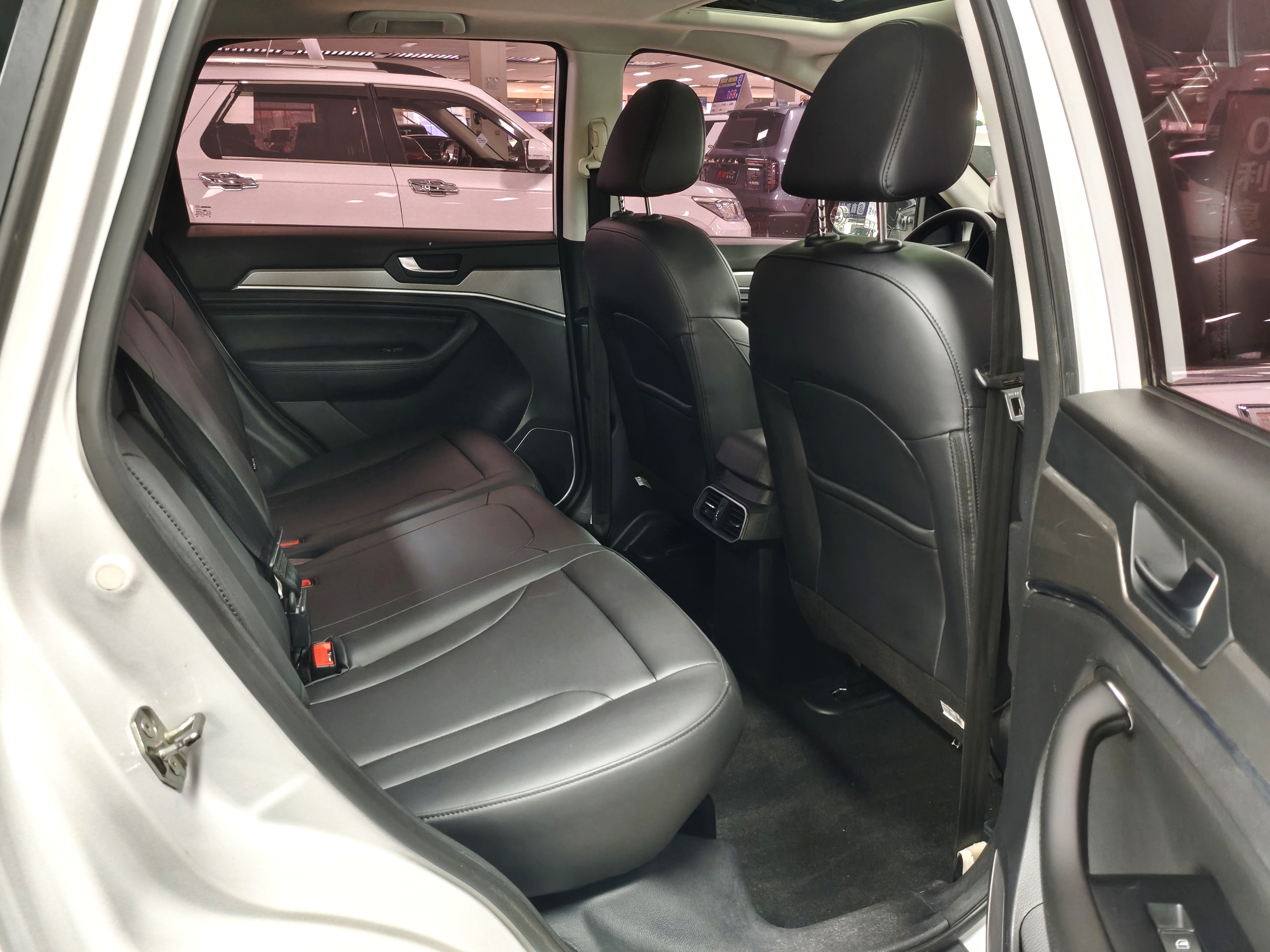 Haval H6 2018 car image #8