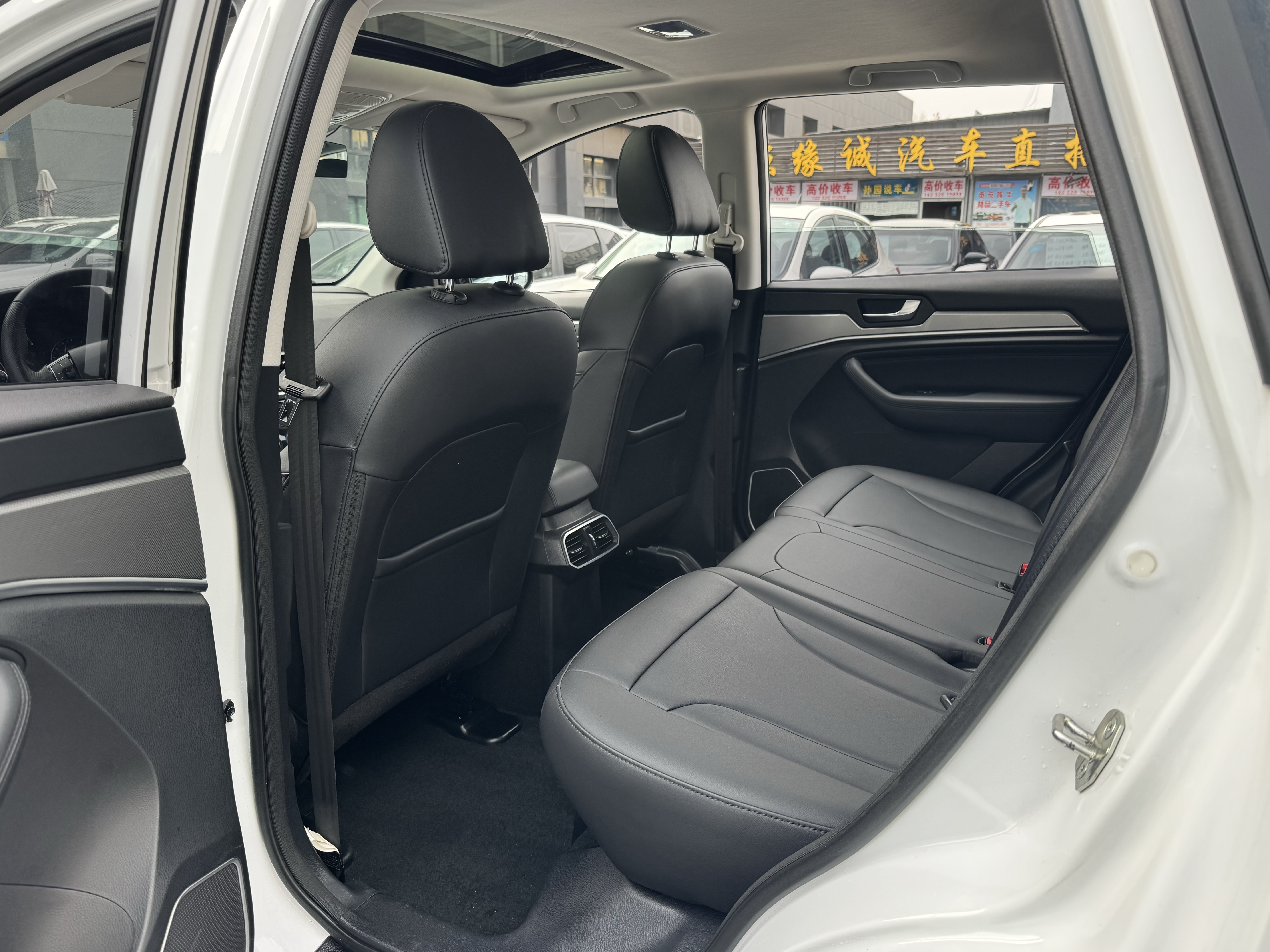 Haval H6 2018 car image #8