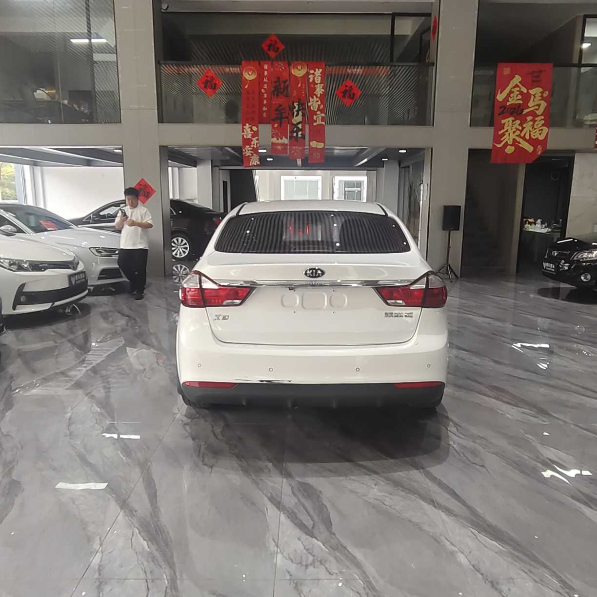 Kia K3 2018 car image #8