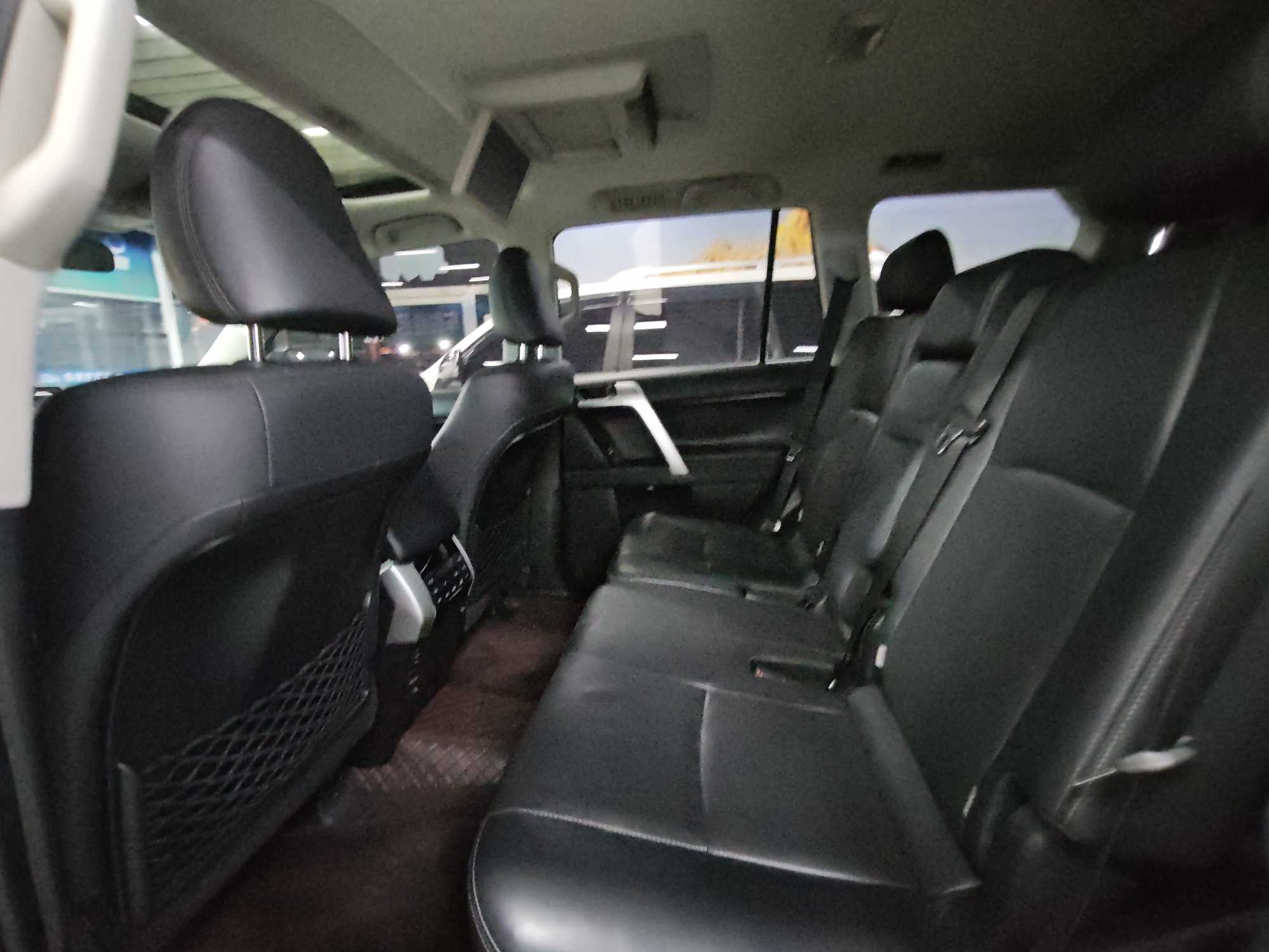 Toyota Land Cruiser Prado 2019 صورة سيارة #8