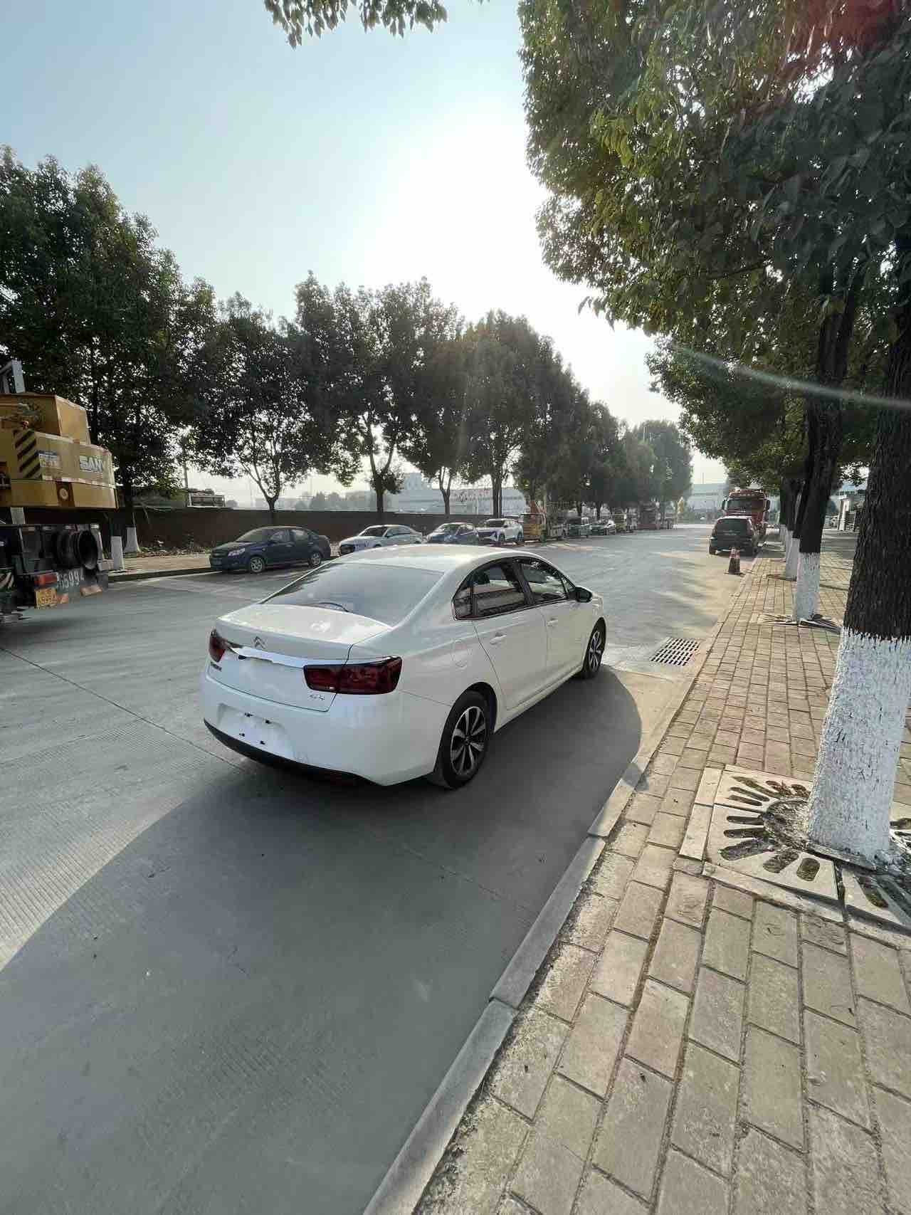 Citroen C4 C-Quatre 2018 #8 Citroen C4 C-Quatre 2018 car image #8