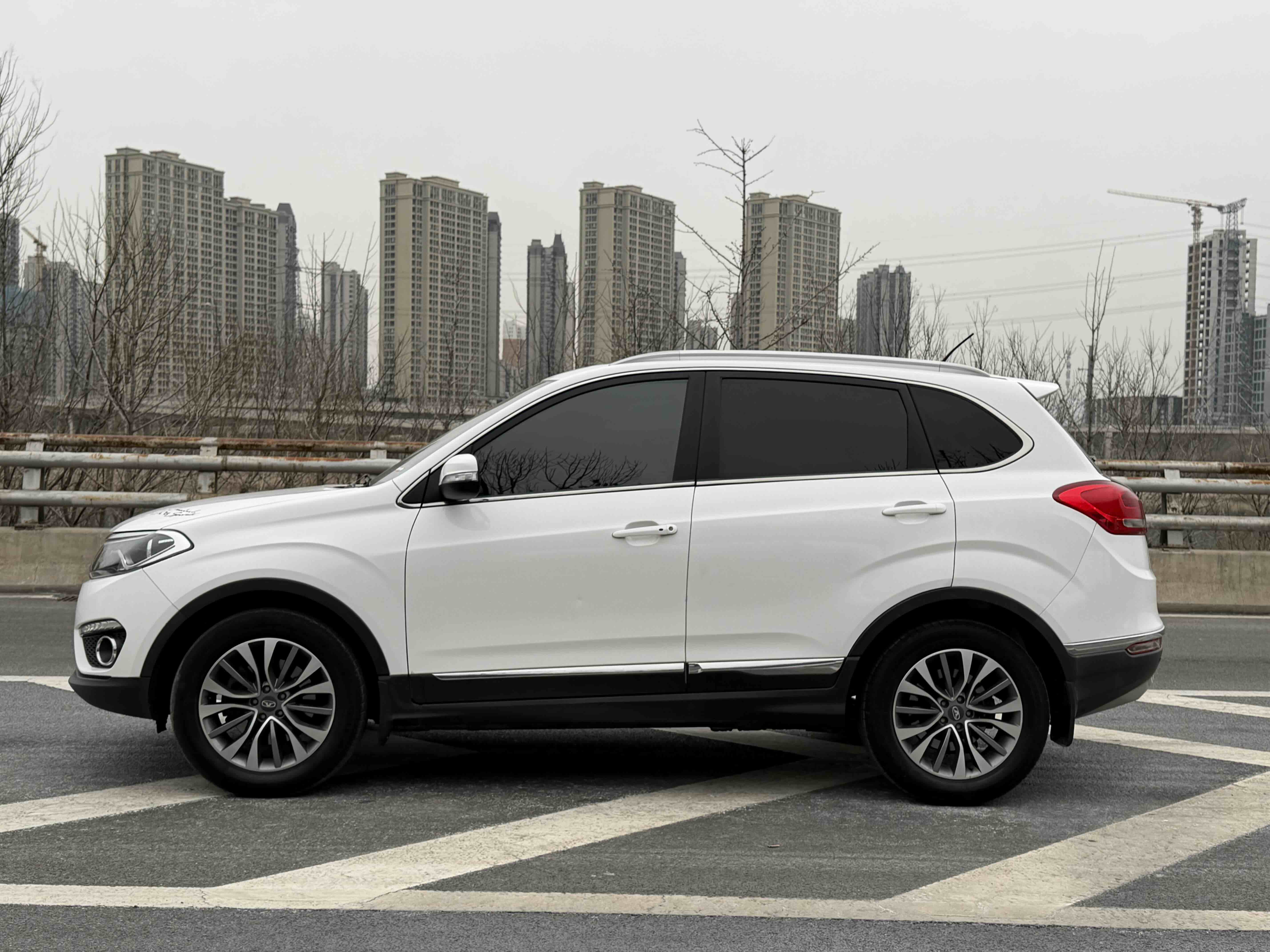 Kaiyi X5 2017 #8 Kaiyi X5 2017 car image #8