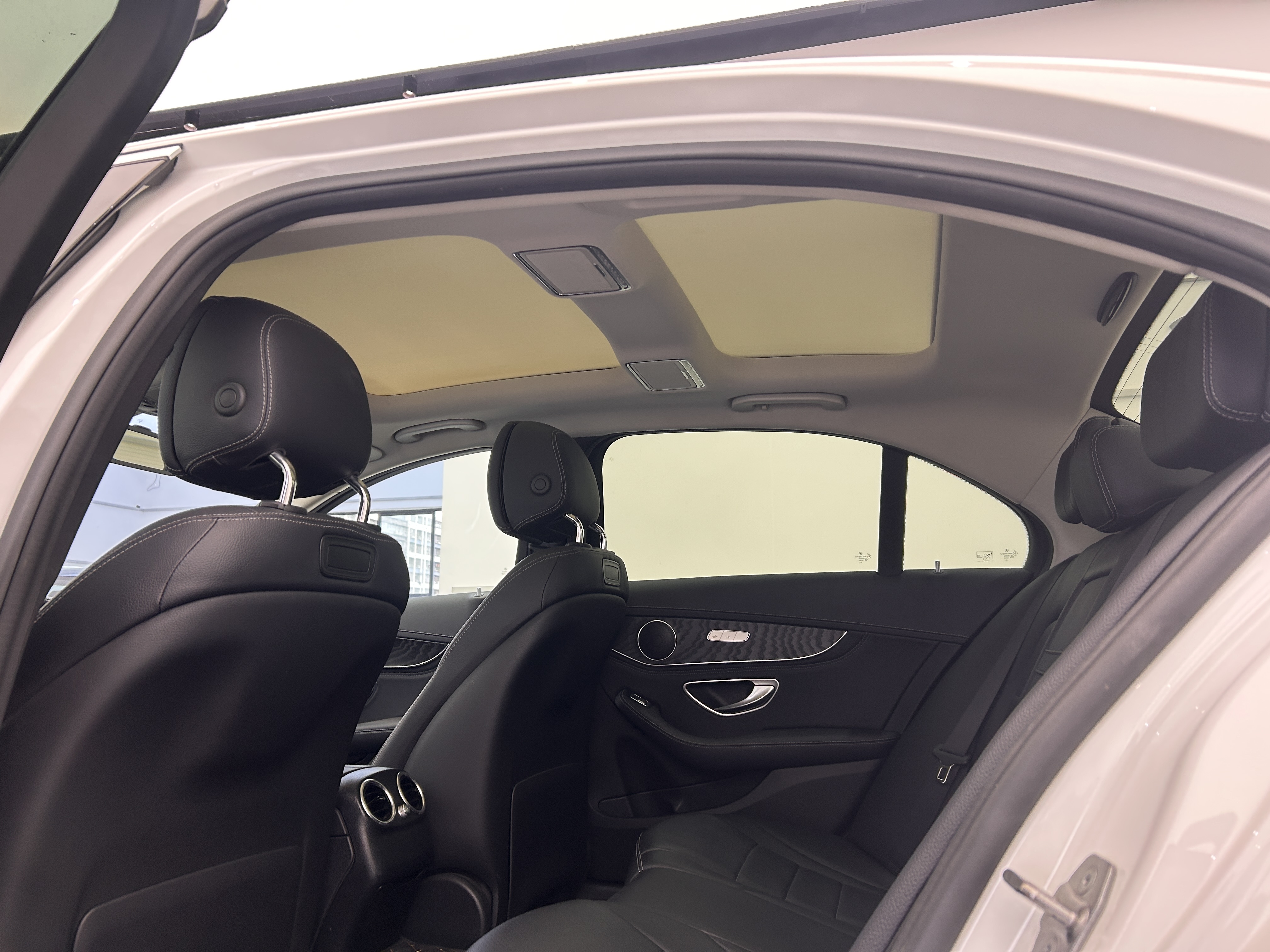 Mercedes-Benz C Class 2018 #8 Mercedes-Benz C Class 2018 car image #8