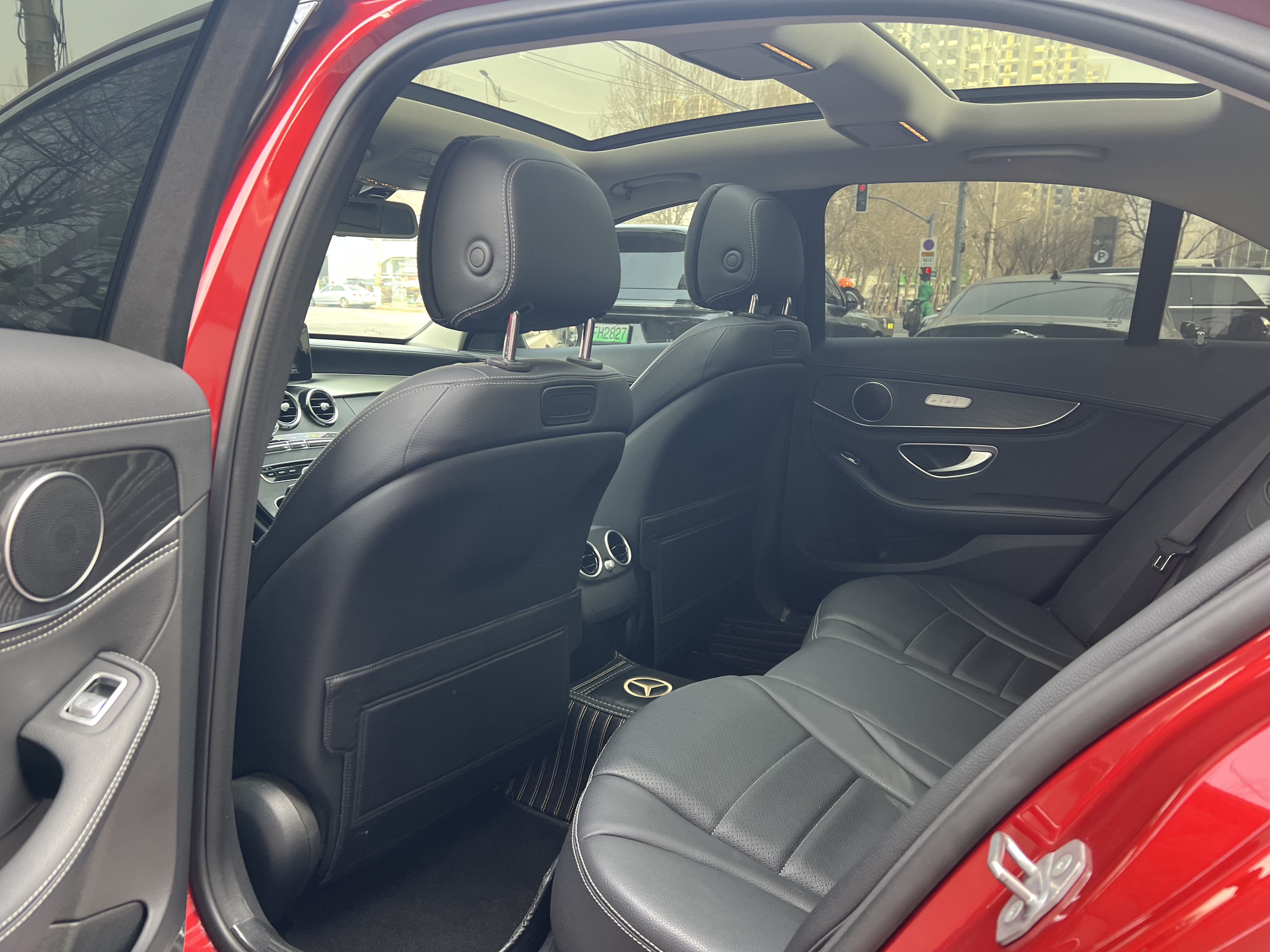 Mercedes-Benz C Class 2018 car image #8