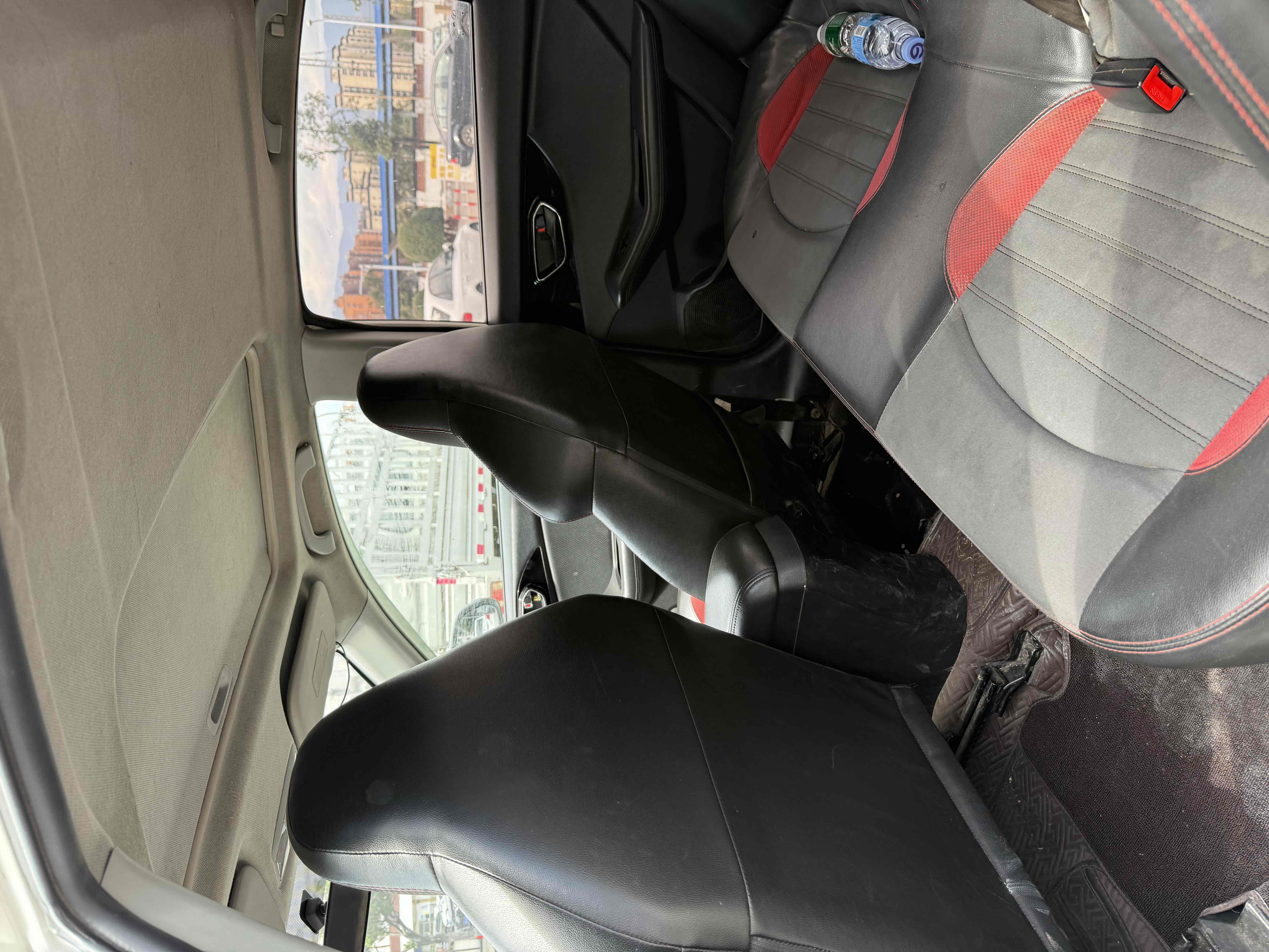 Soueast V5 Lingzhi 2016 car image #8