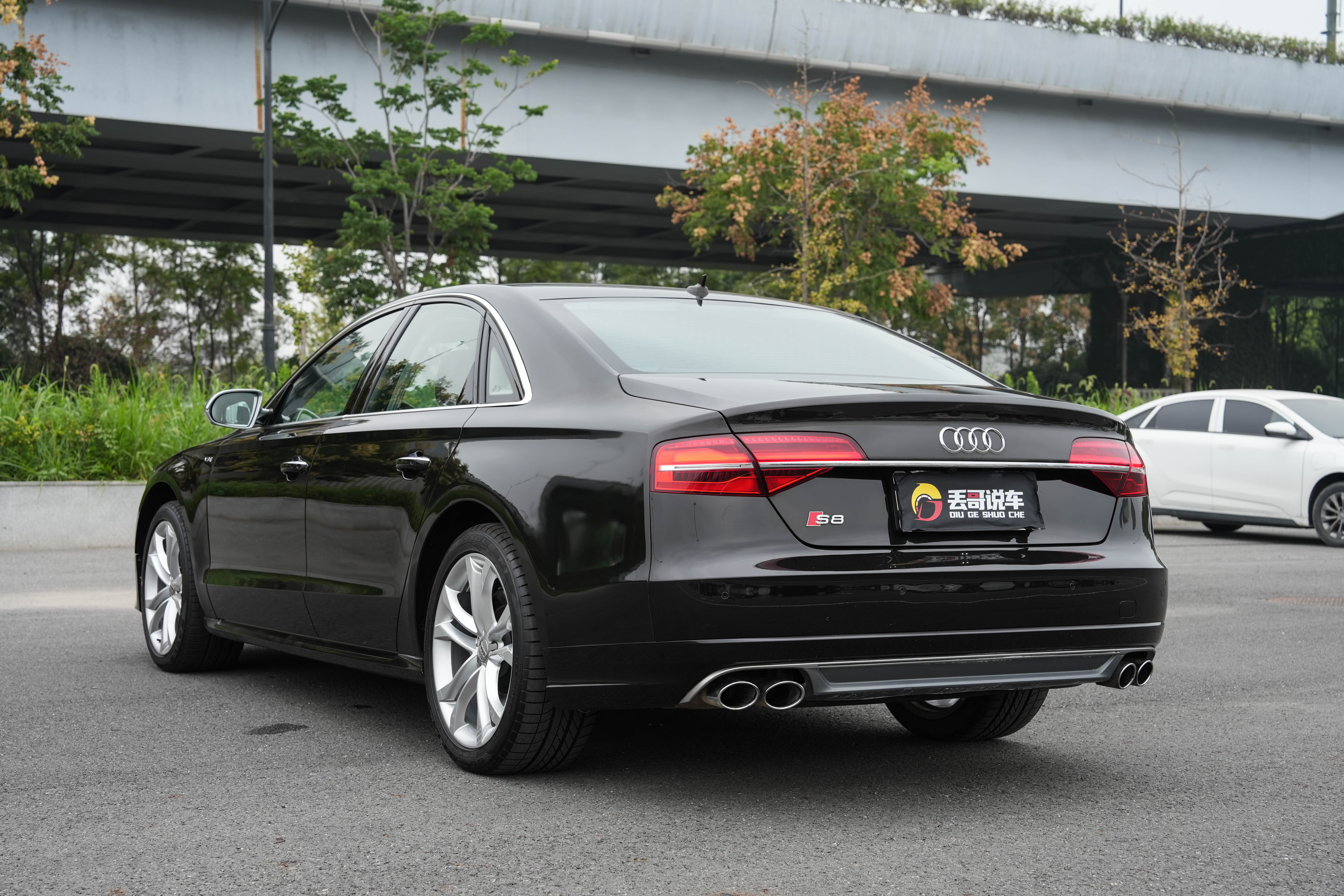 Audi S8 2017 car image #8