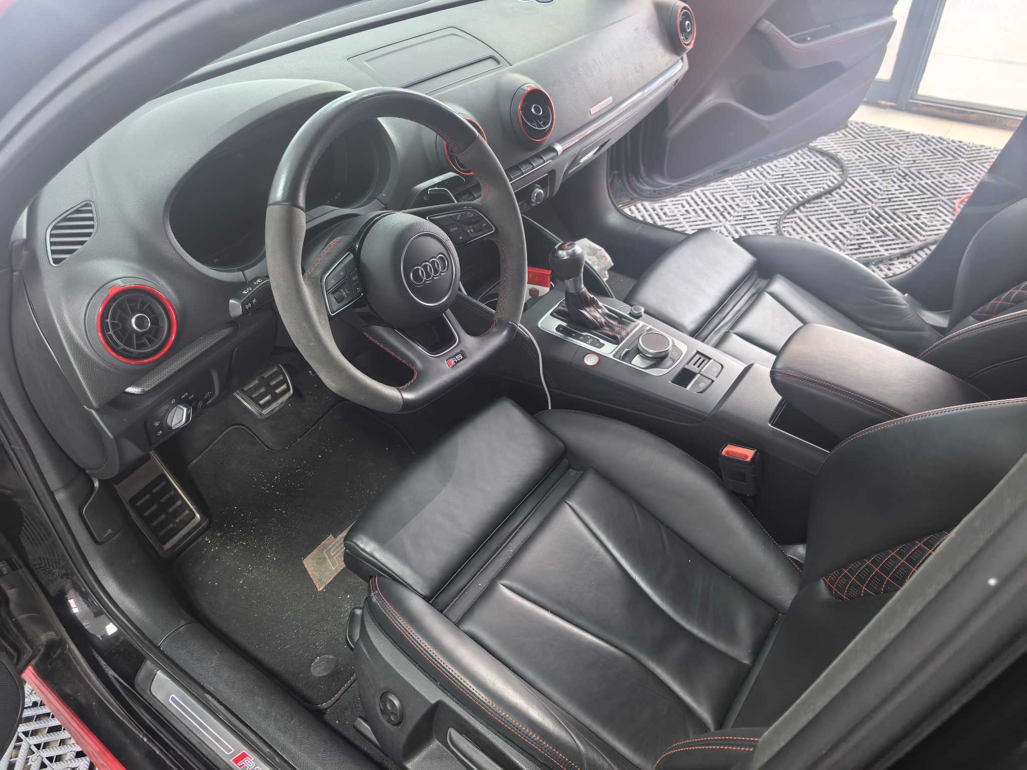 Audi RS 3 2018 car image #8