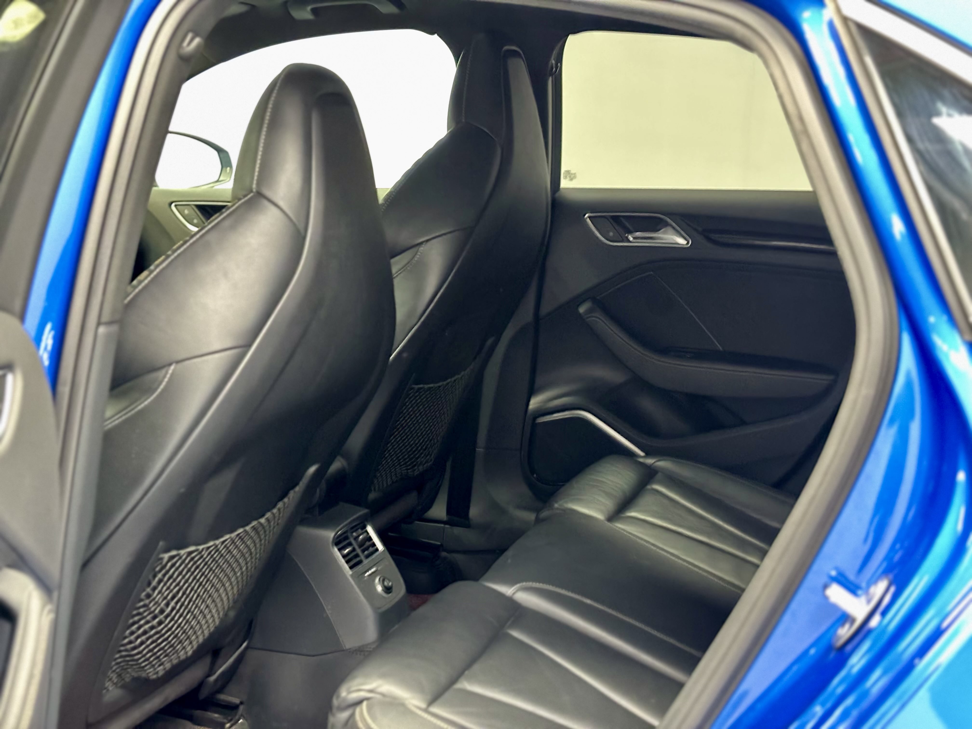 Audi RS 3 2019 صورة سيارة #8