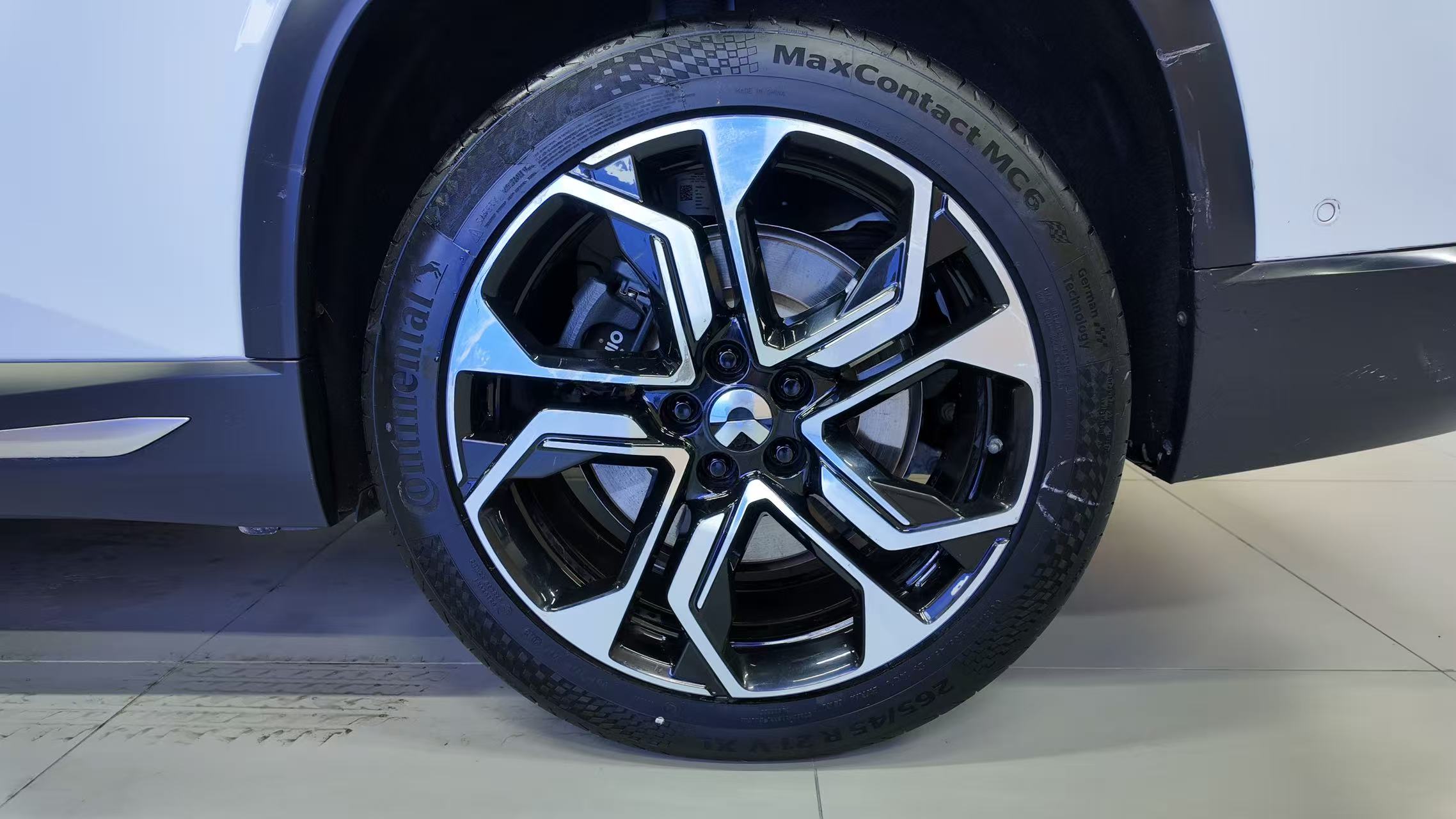 NIO ES8 2018 #8 NIO ES8 2018 car image #8