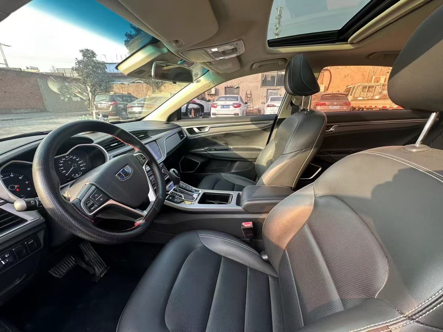 Emgrand GL 2019 #8 Emgrand GL 2019 car image #8