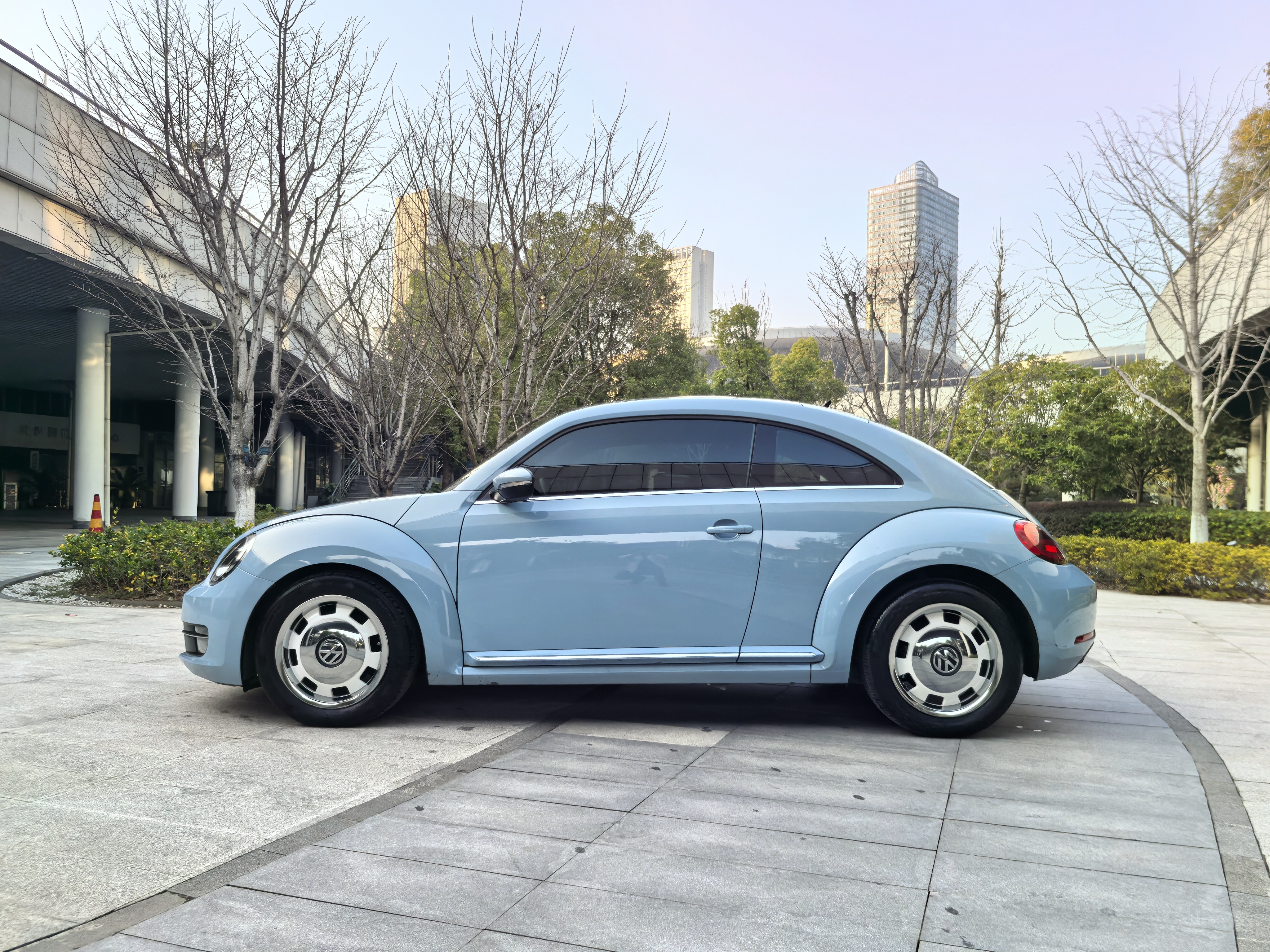 Volkswagen 2015 car image #8
