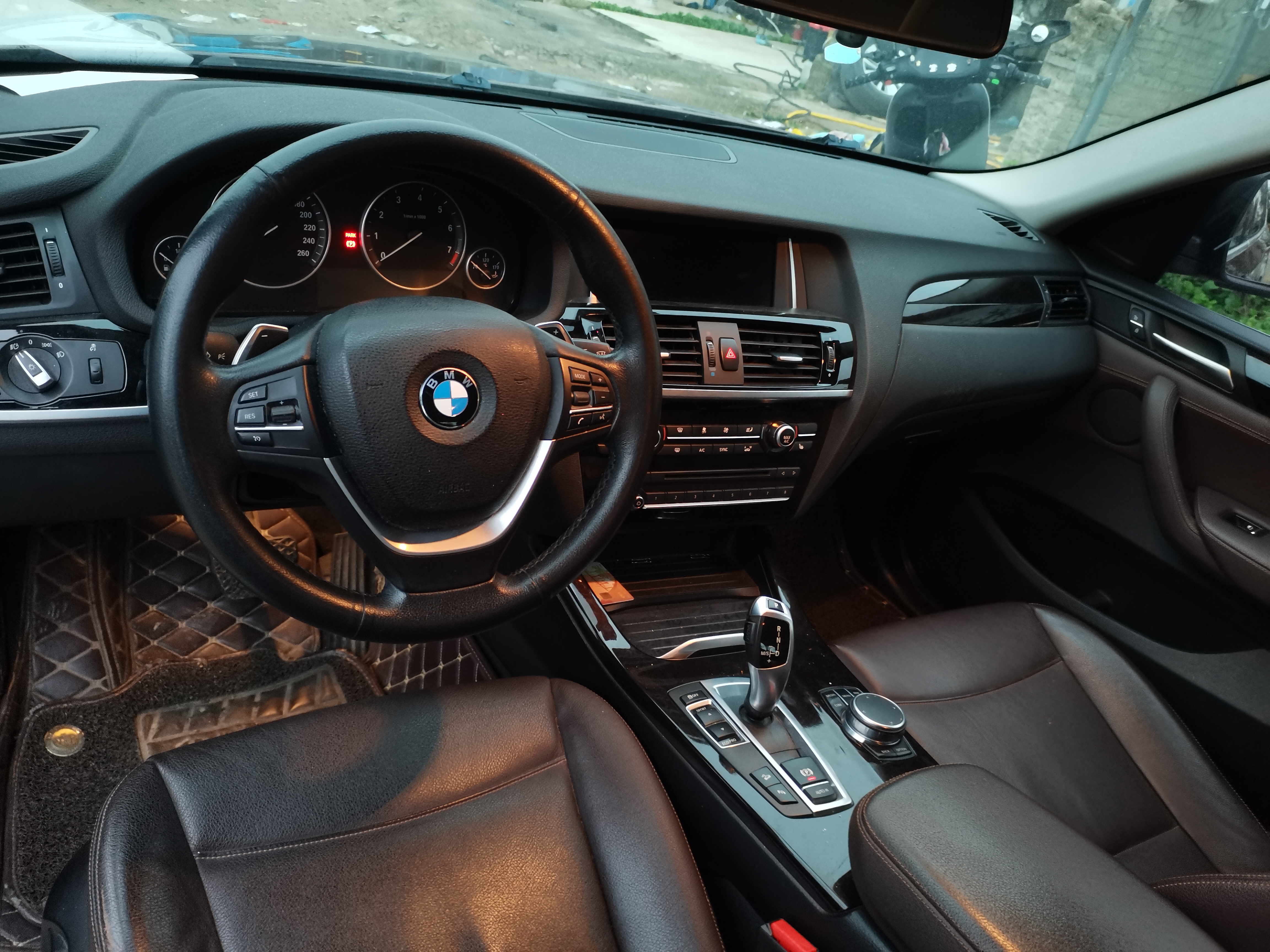 BMW X4 2016 изображение автомобиля #8