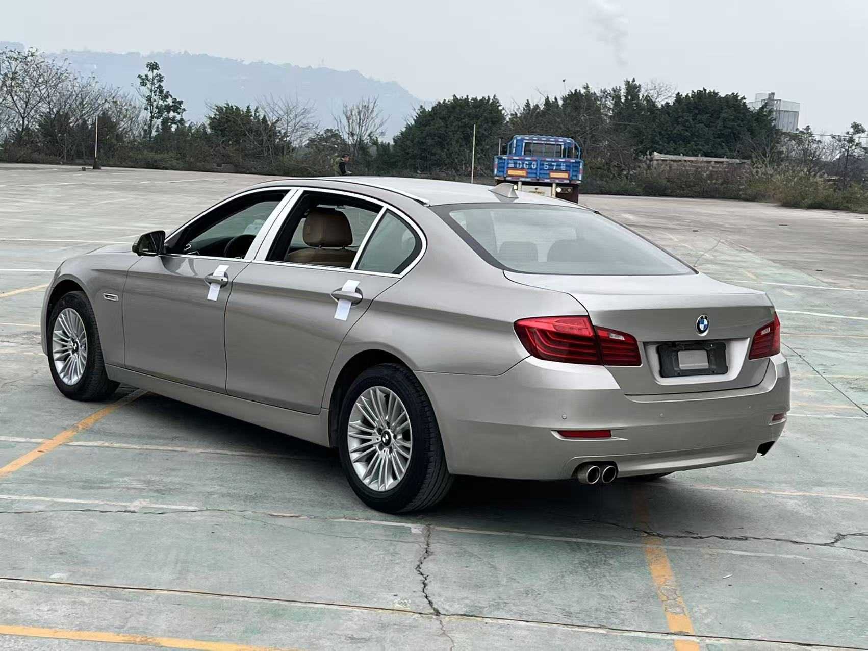 BMW 5 Series 2015 #8 BMW 5 Series 2015 car image #8