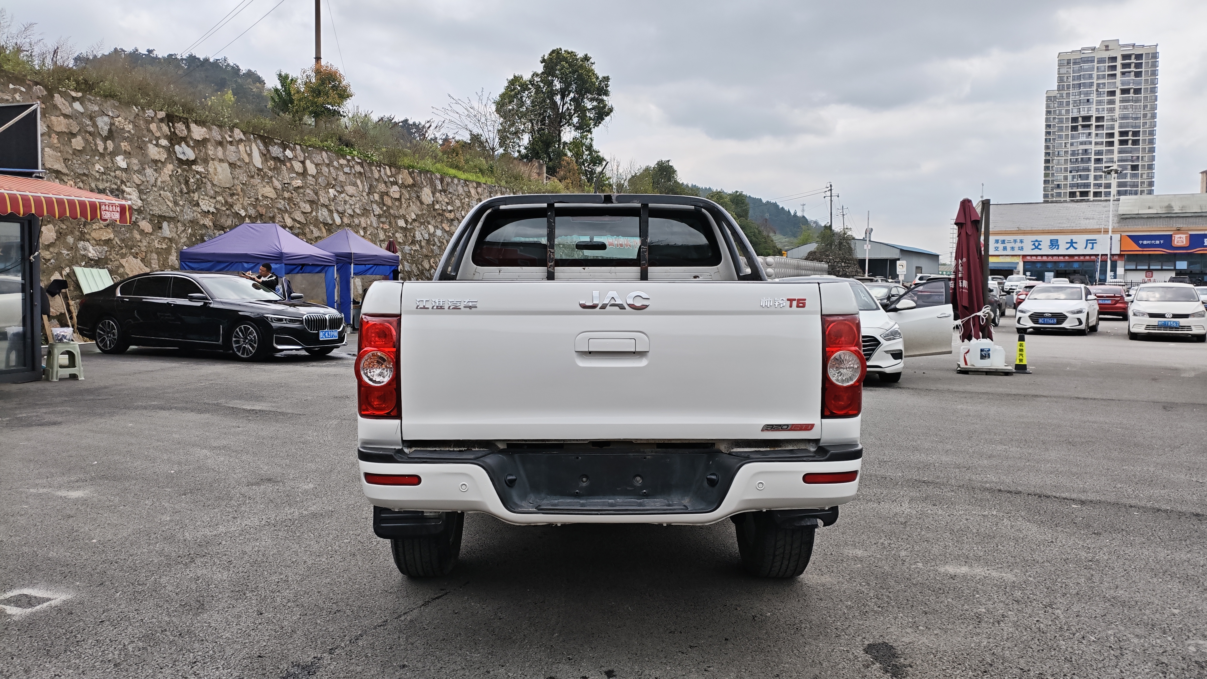 JAC 2019 car image #8