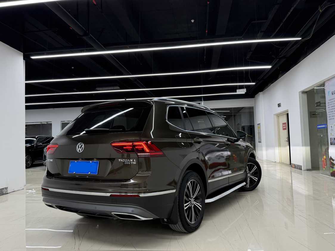 Volkswagen Tiguan L 2019 #8 Volkswagen Tiguan L 2019 car image #8