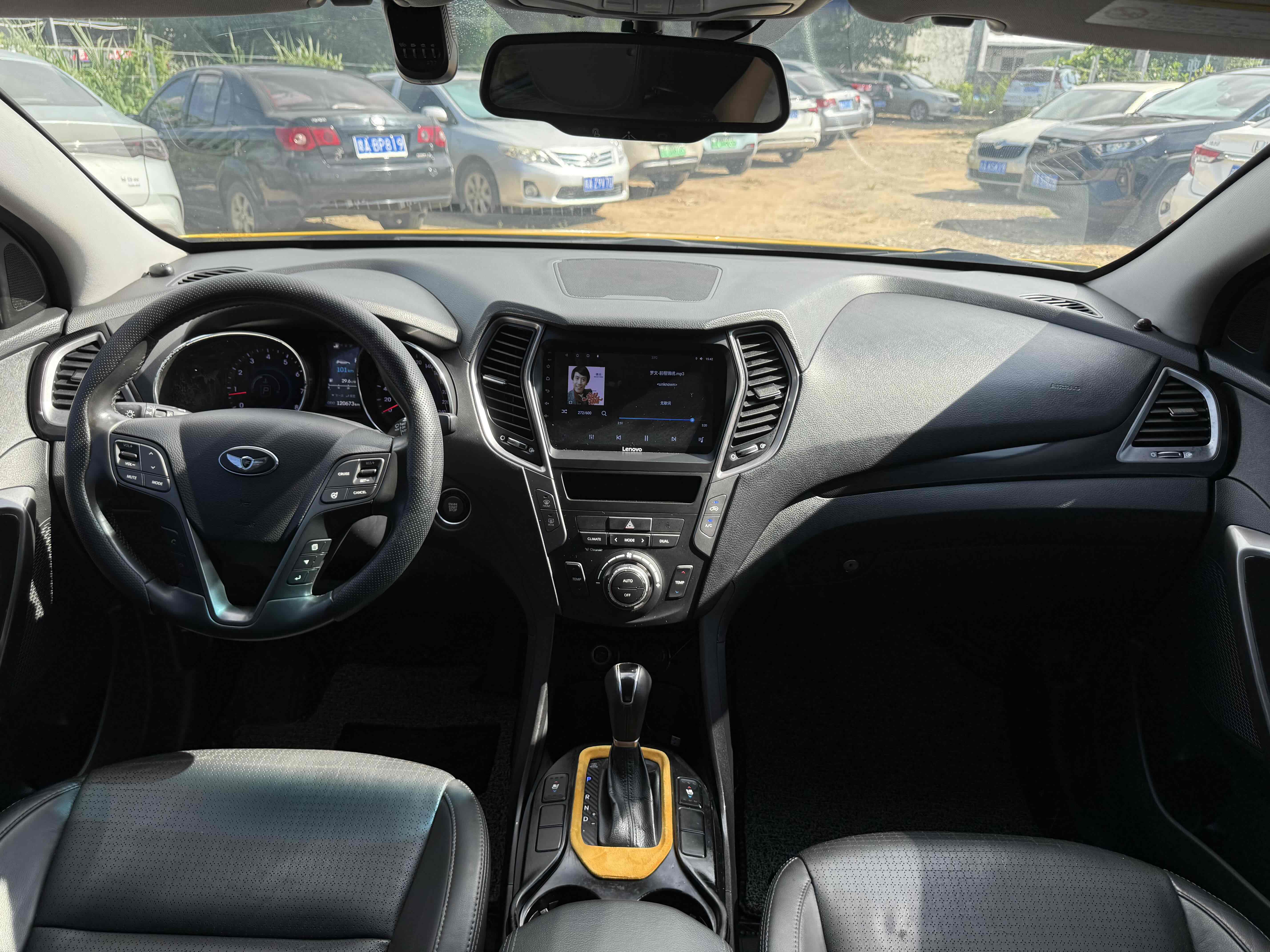 Hyundai Grand Santa Fe 2014 car image #8