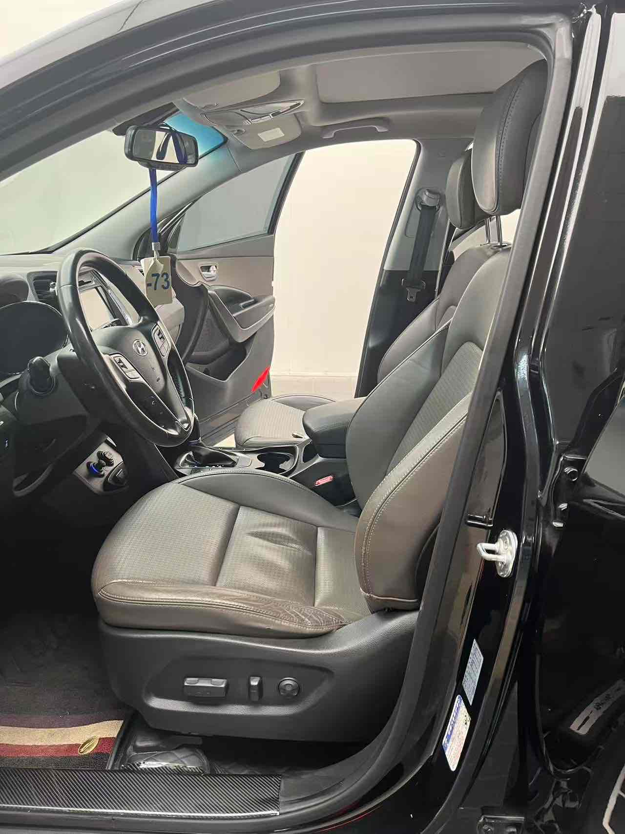 Hyundai Grand Santa Fe 2014 #8 Hyundai Grand Santa Fe 2014 car image #8