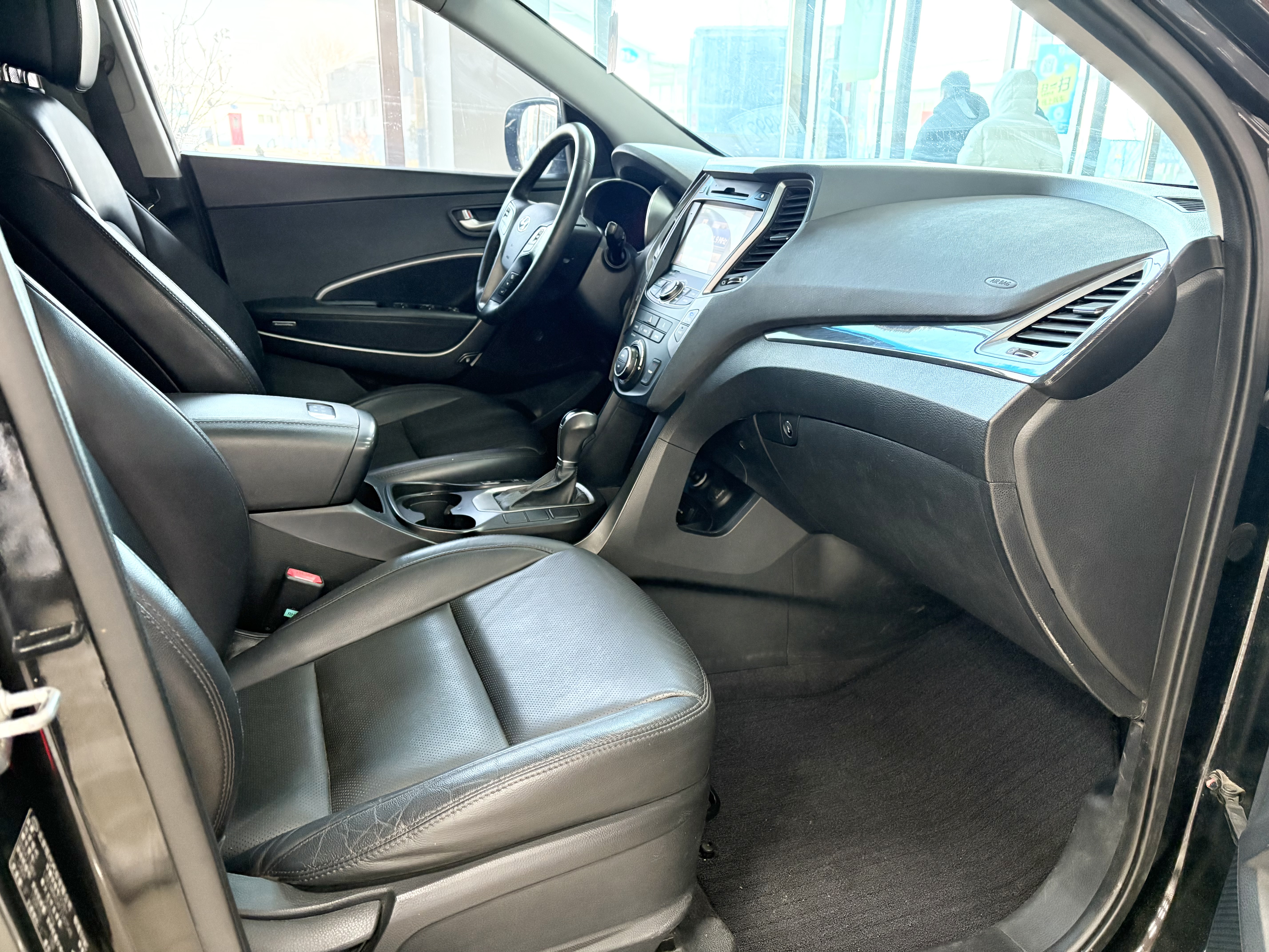 Hyundai Santa Fe 2015 car image #8