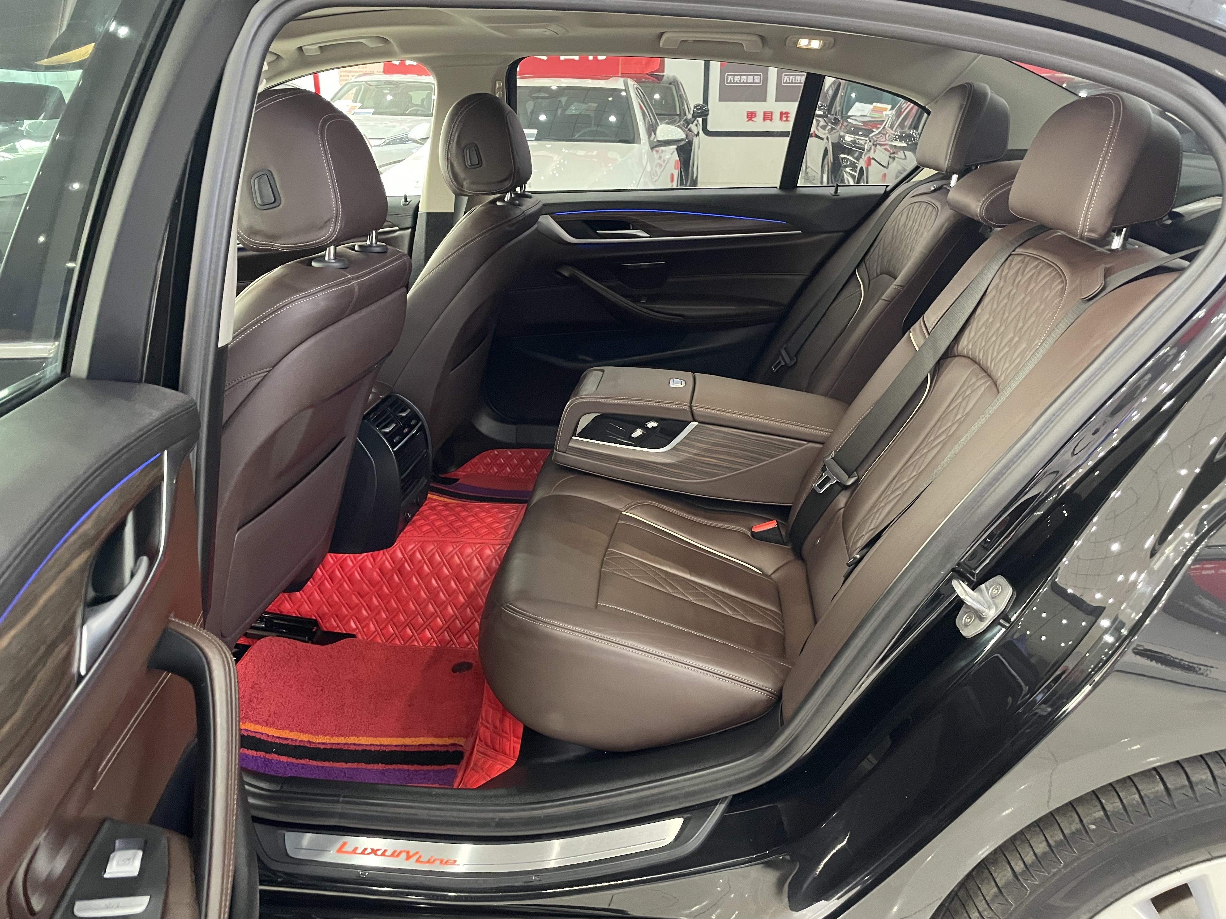 BMW 5 Series 2019 #8 BMW 5 Series 2019 car image #8