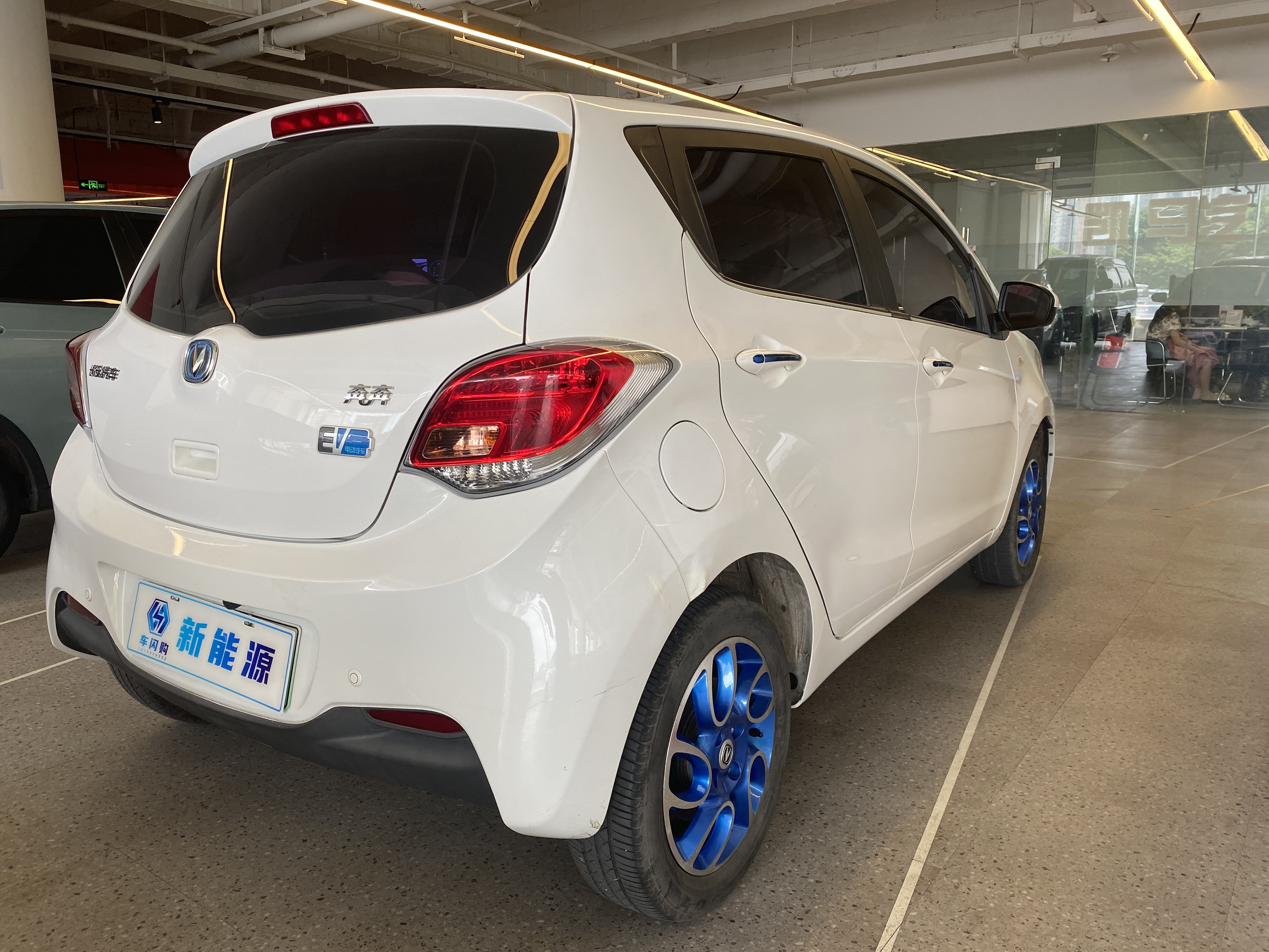 Changan BenBen EV 2018 изображение автомобиля #8