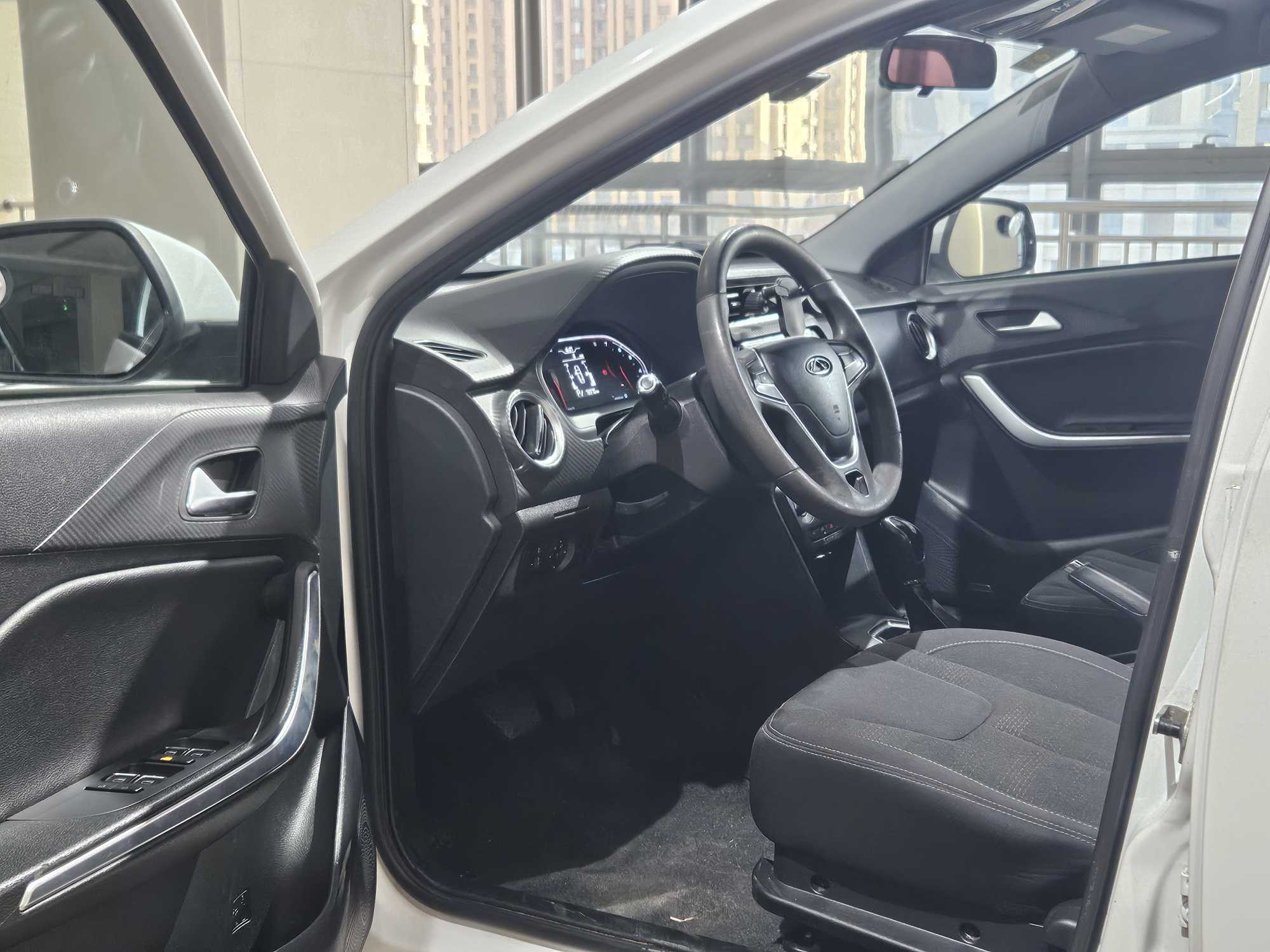 Tiggo 3x 2019 #8 Tiggo 3x 2019 car image #8
