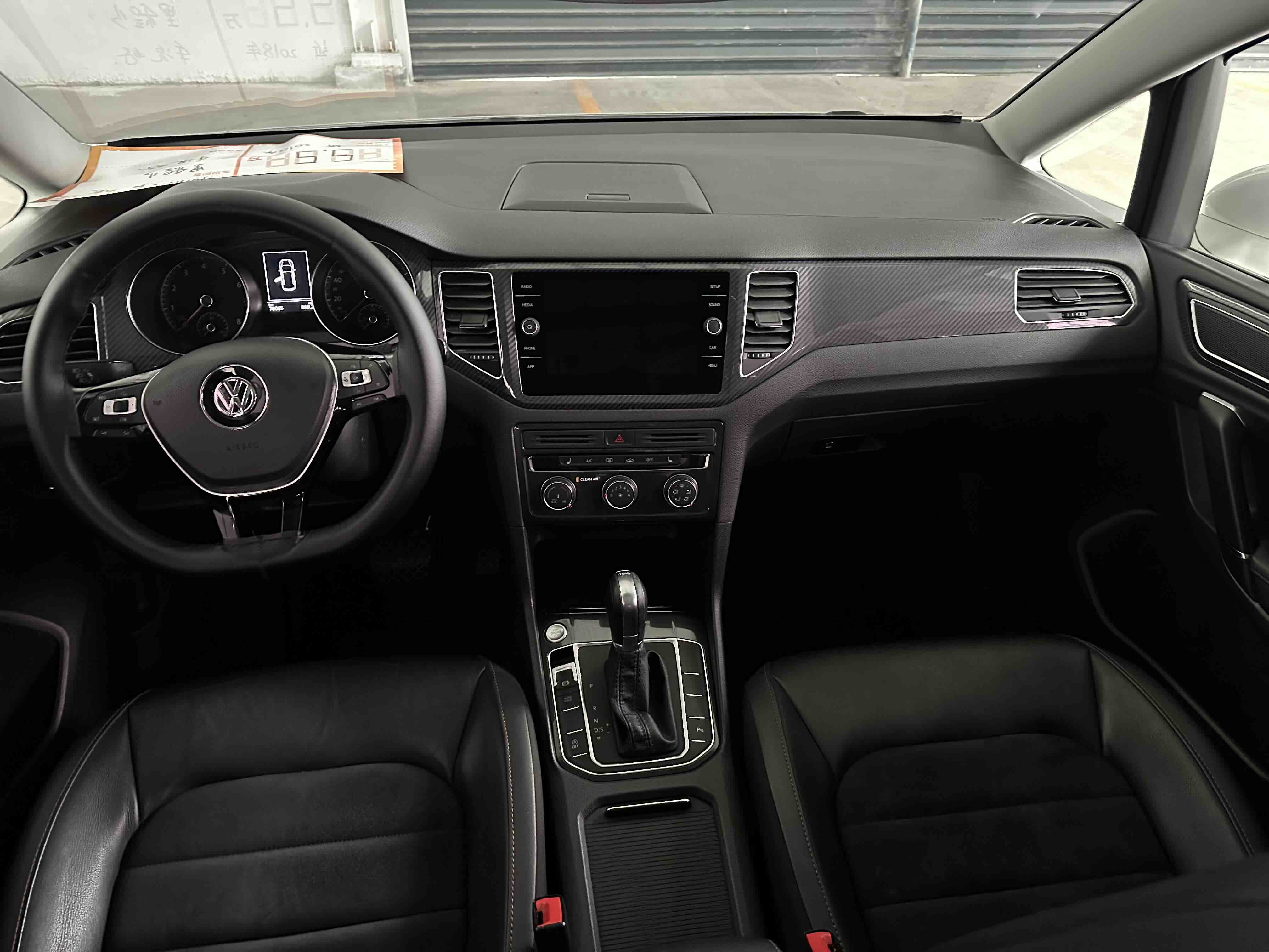 Volkswagen Golf Sportsvan 2017 car image #8