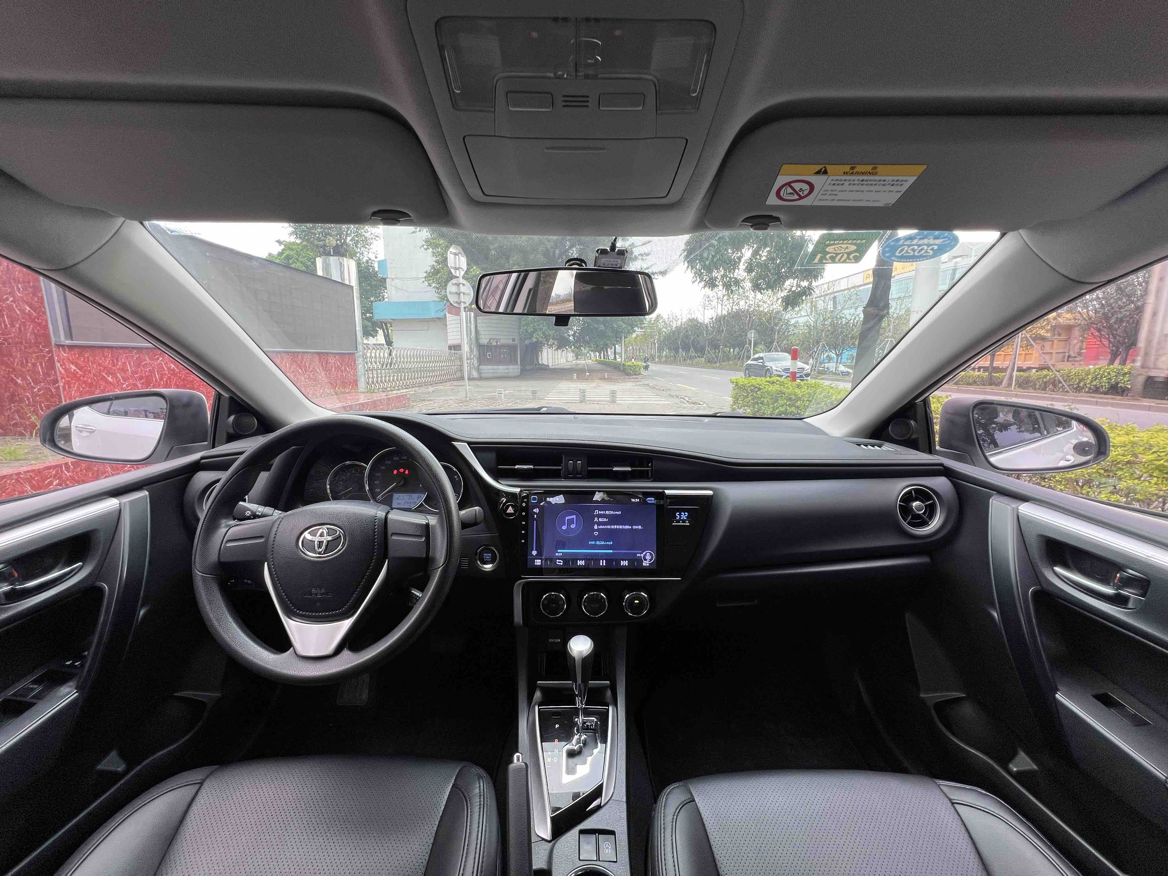 Corolla 2019 car image #8