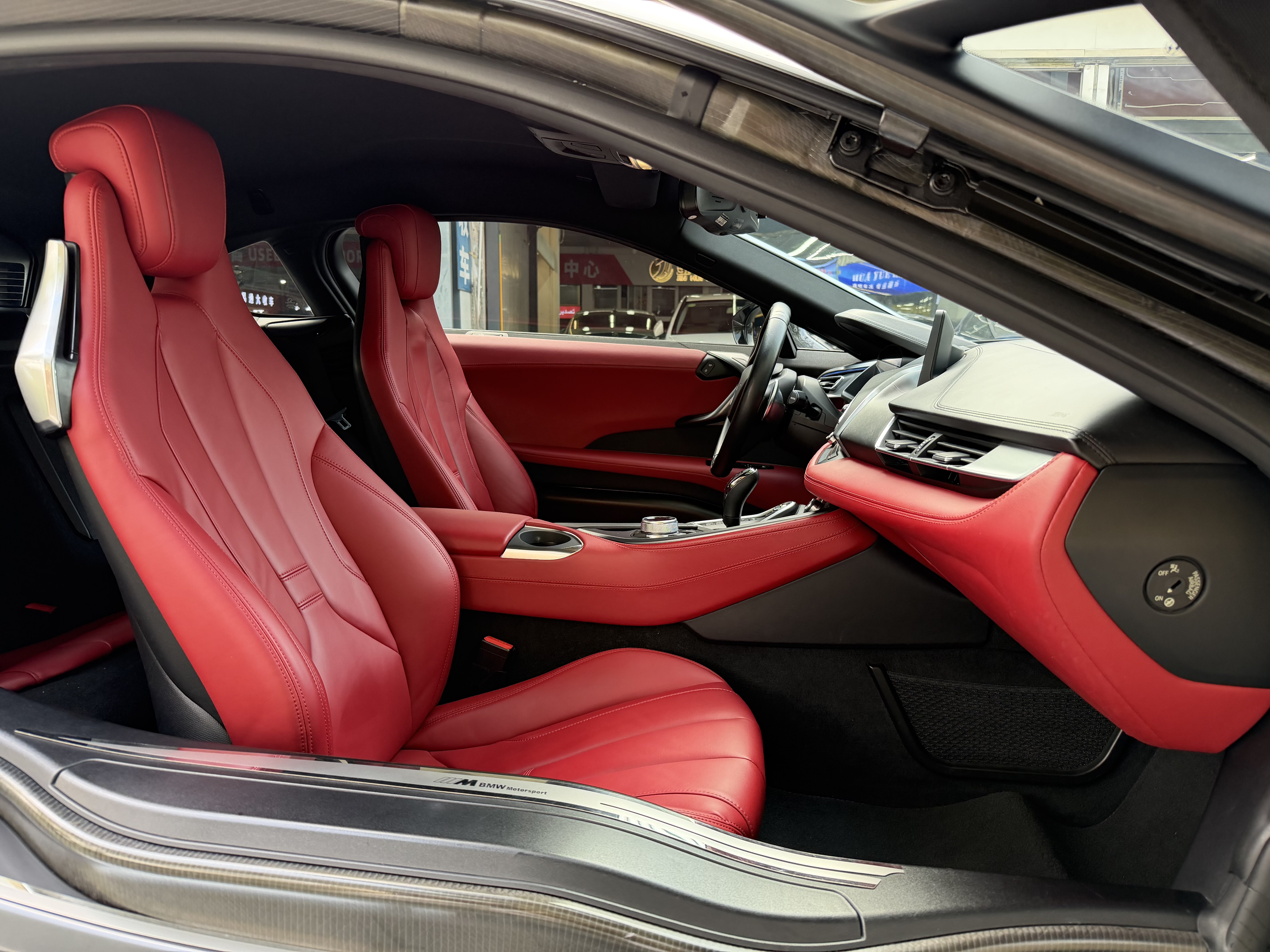 BMW i8 2017 imagen de coche #8