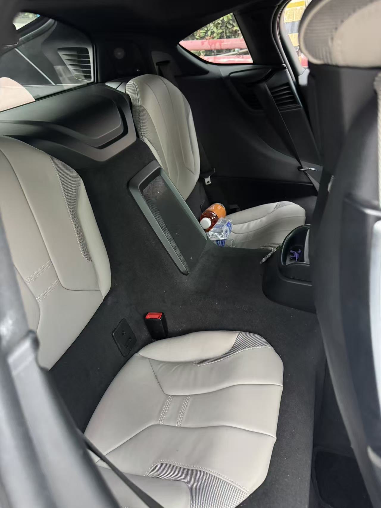 BMW i8 2018 car image #8