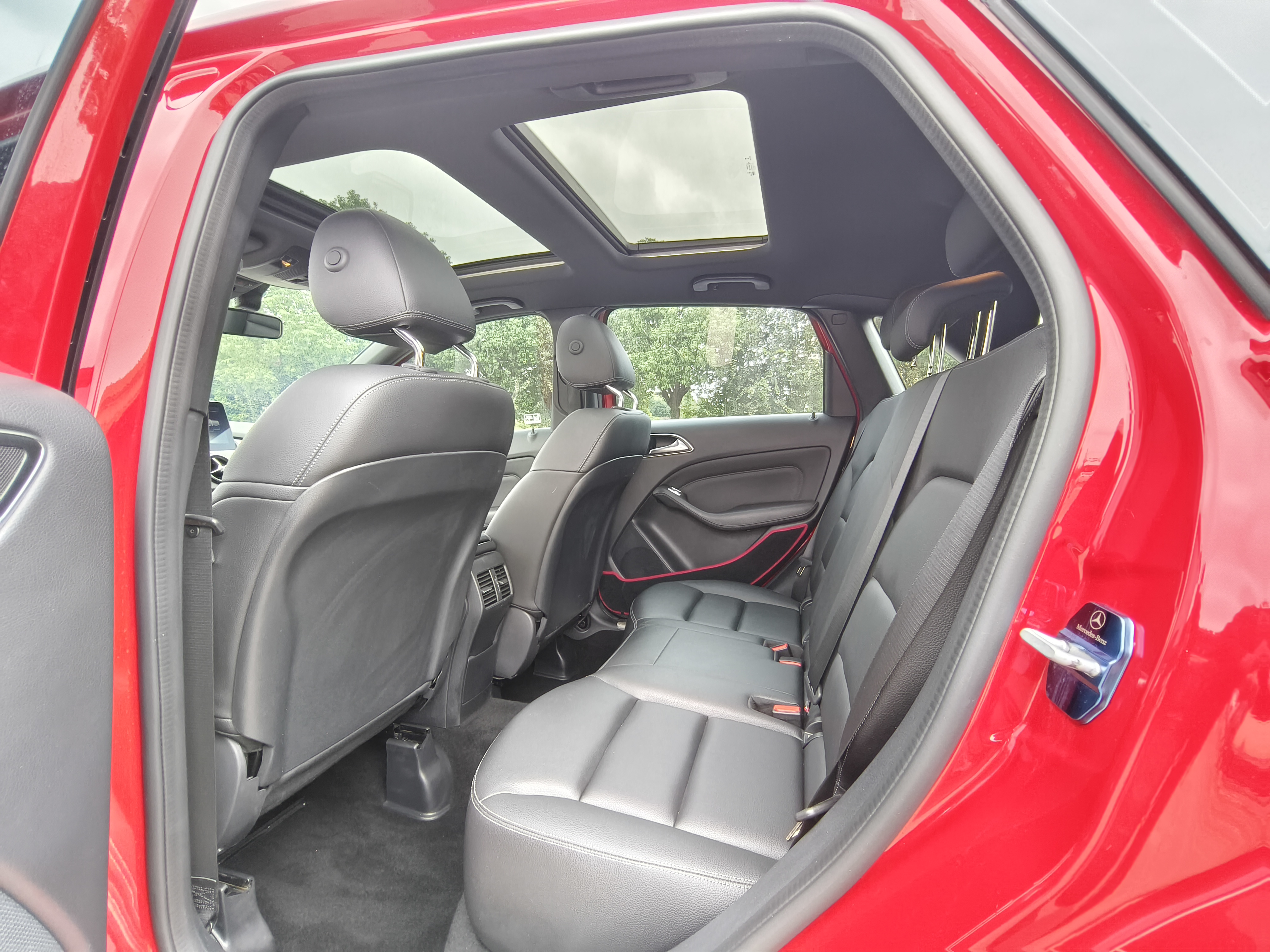 Mercedes-Benz B Class 2018 car image #8