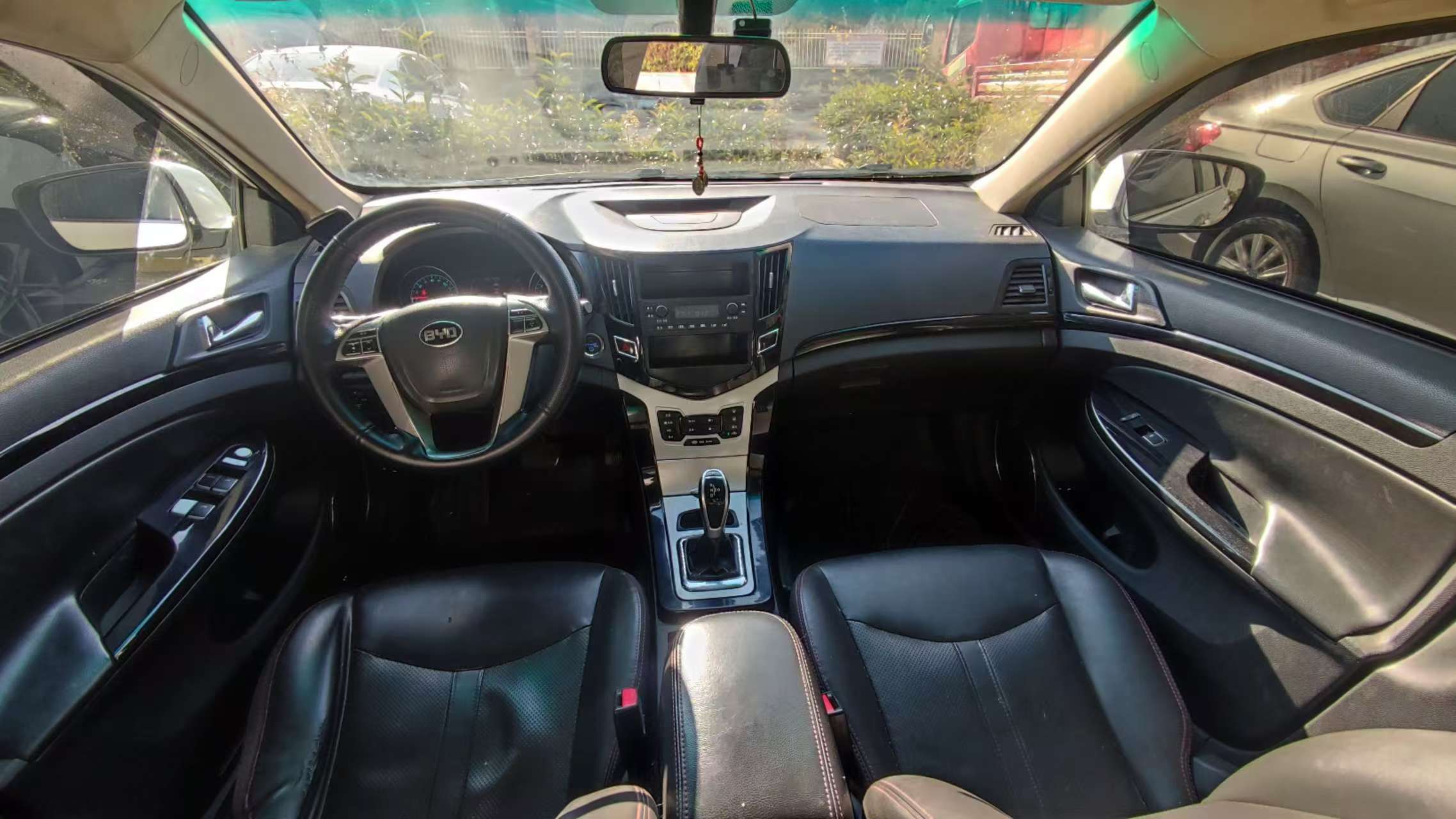 BYD e5 2019 car image #8