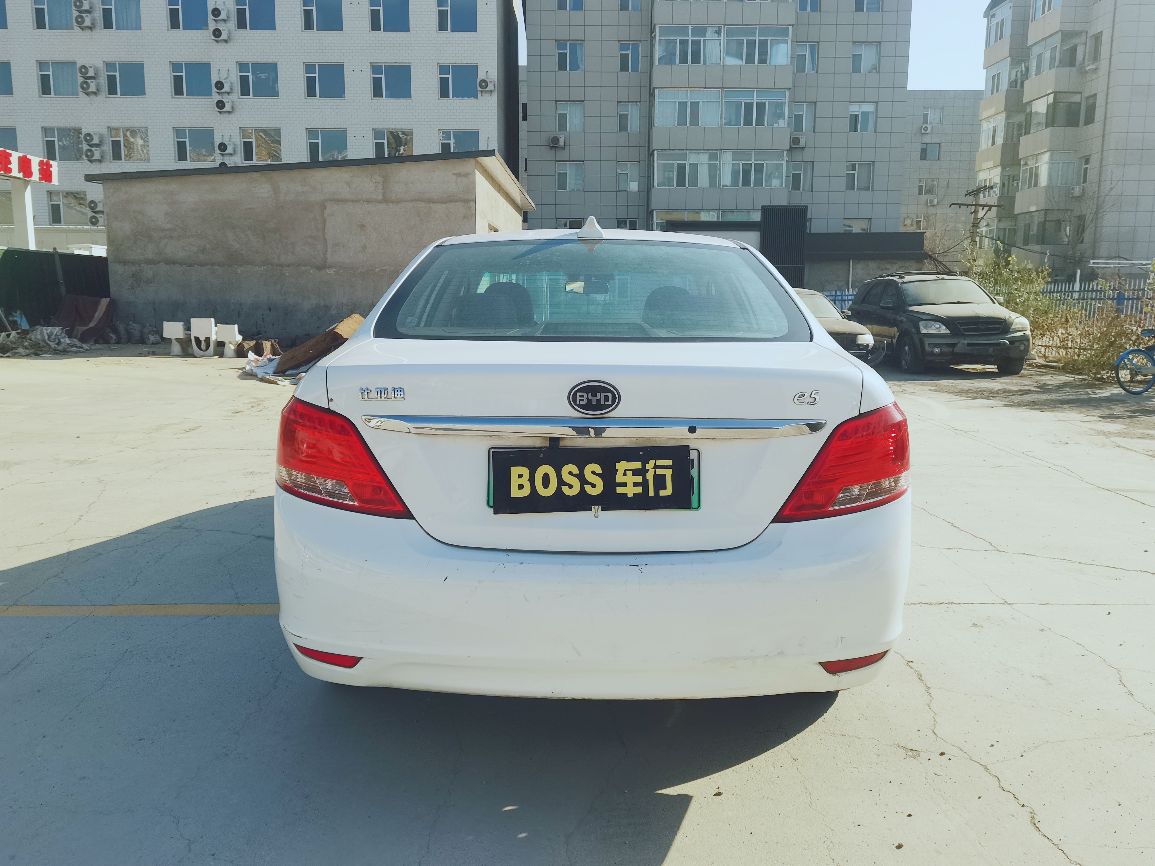BYD e5 2018 car image #8