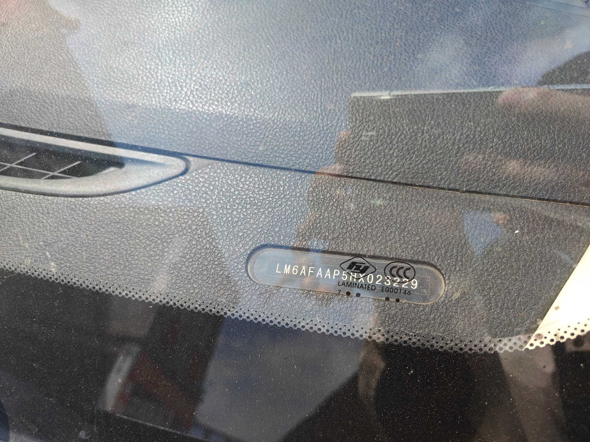 SWM X7 2017 car image #8