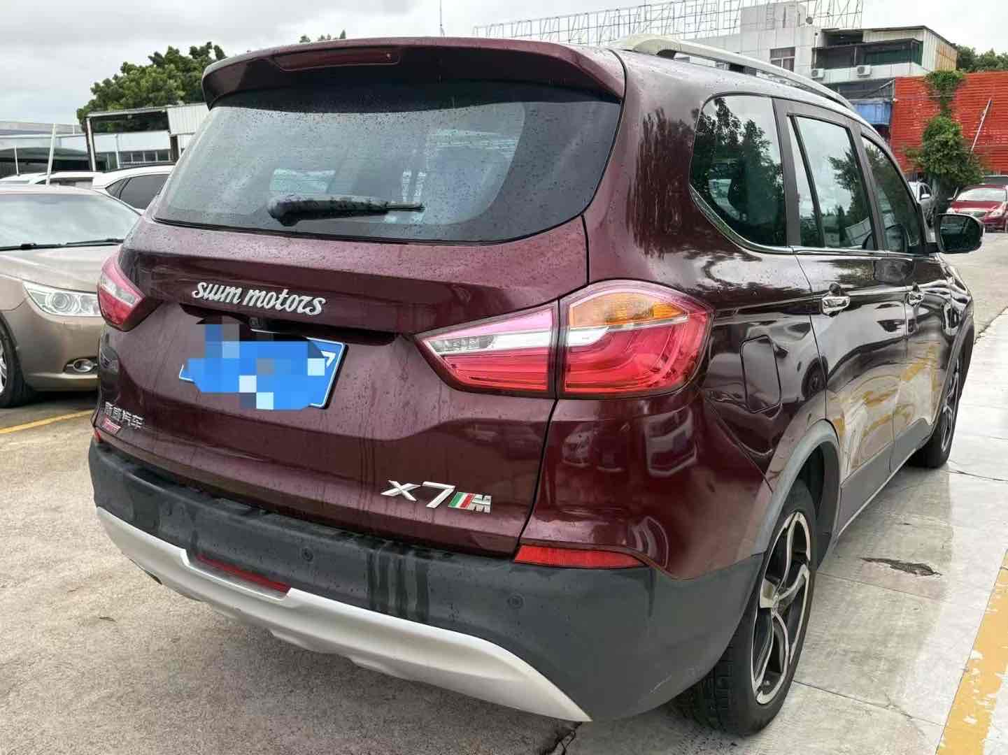 SWM X7 2018 изображение автомобиля #8