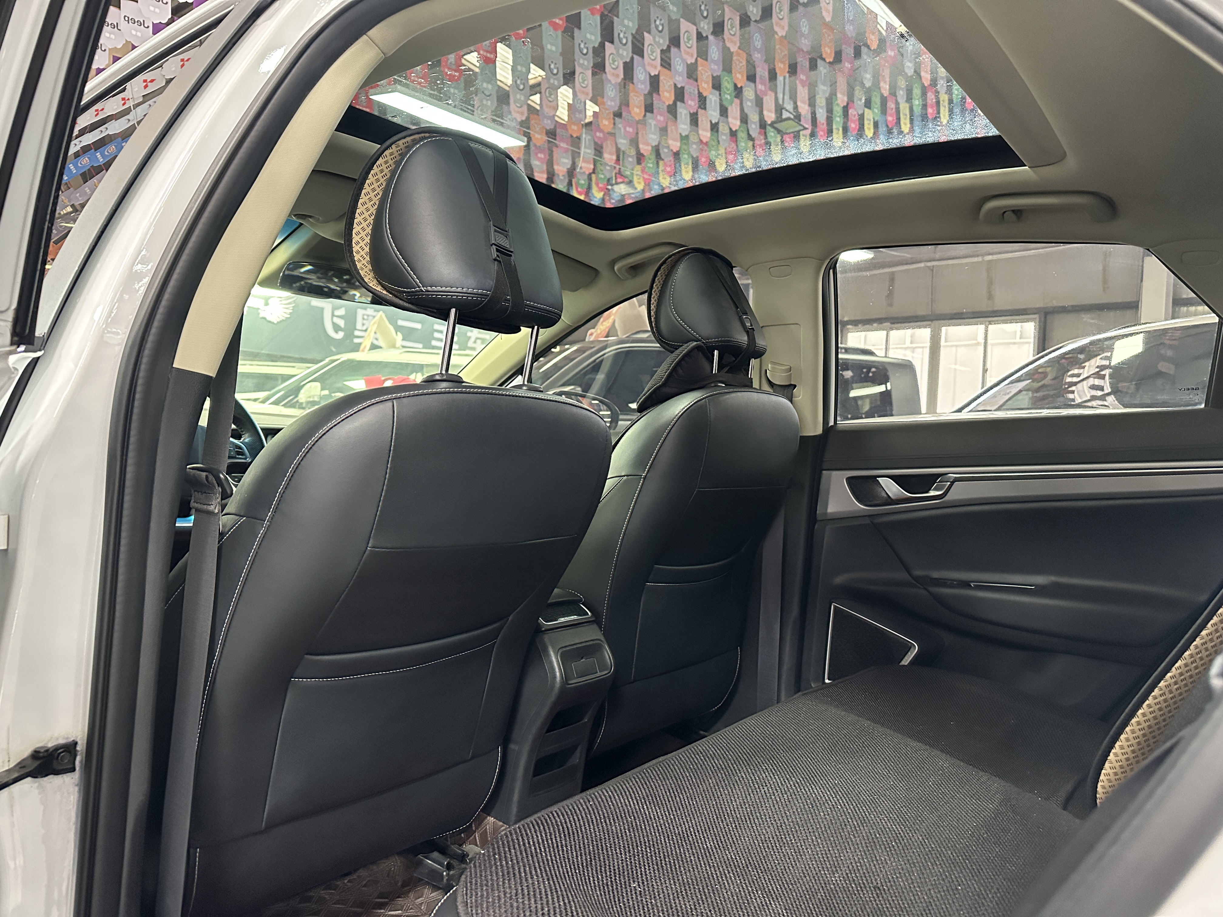 Emgrand GS 2018 #8 Emgrand GS 2018 car image #8