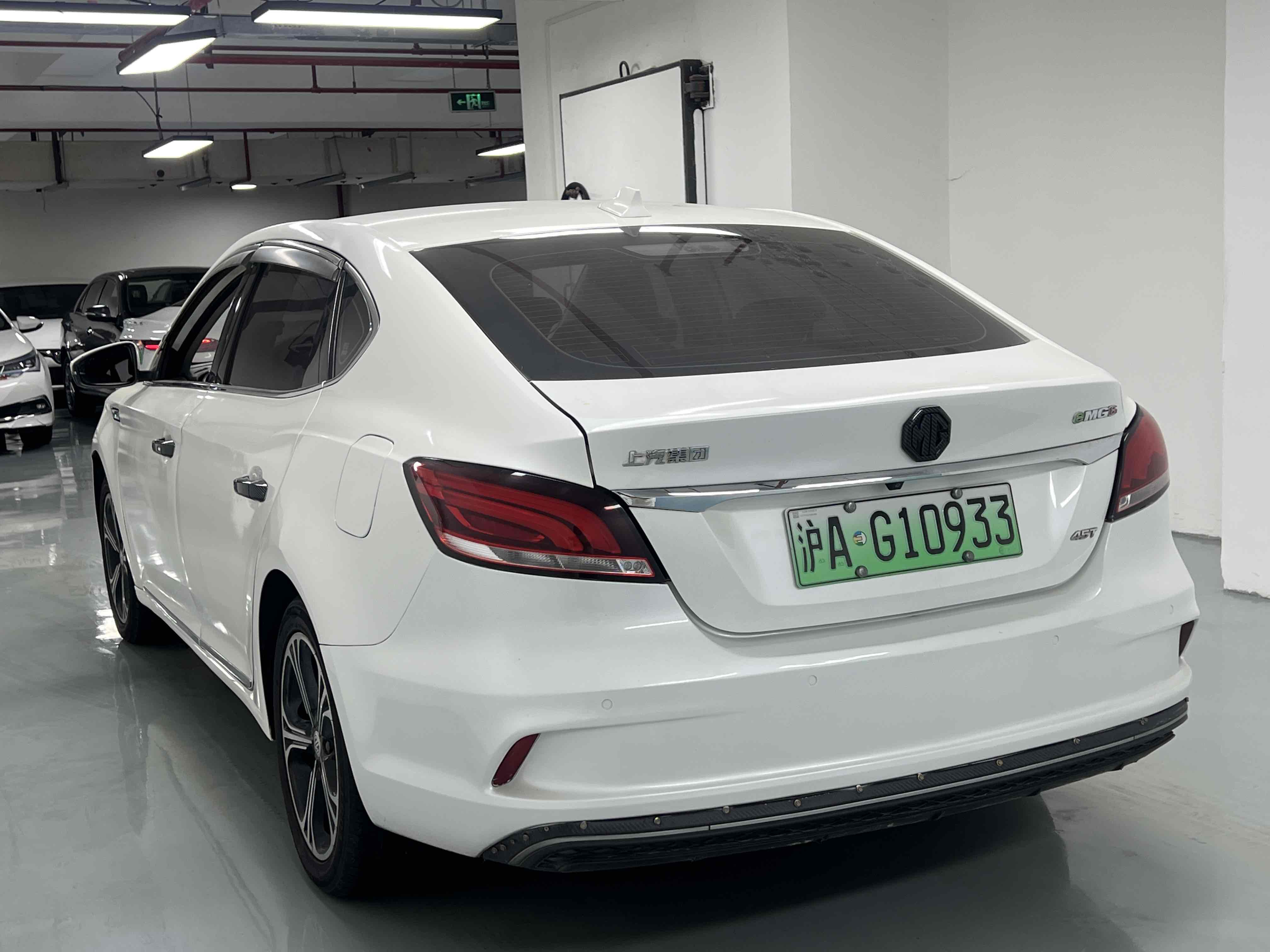 MG 6 New Energy 2018 car image #8