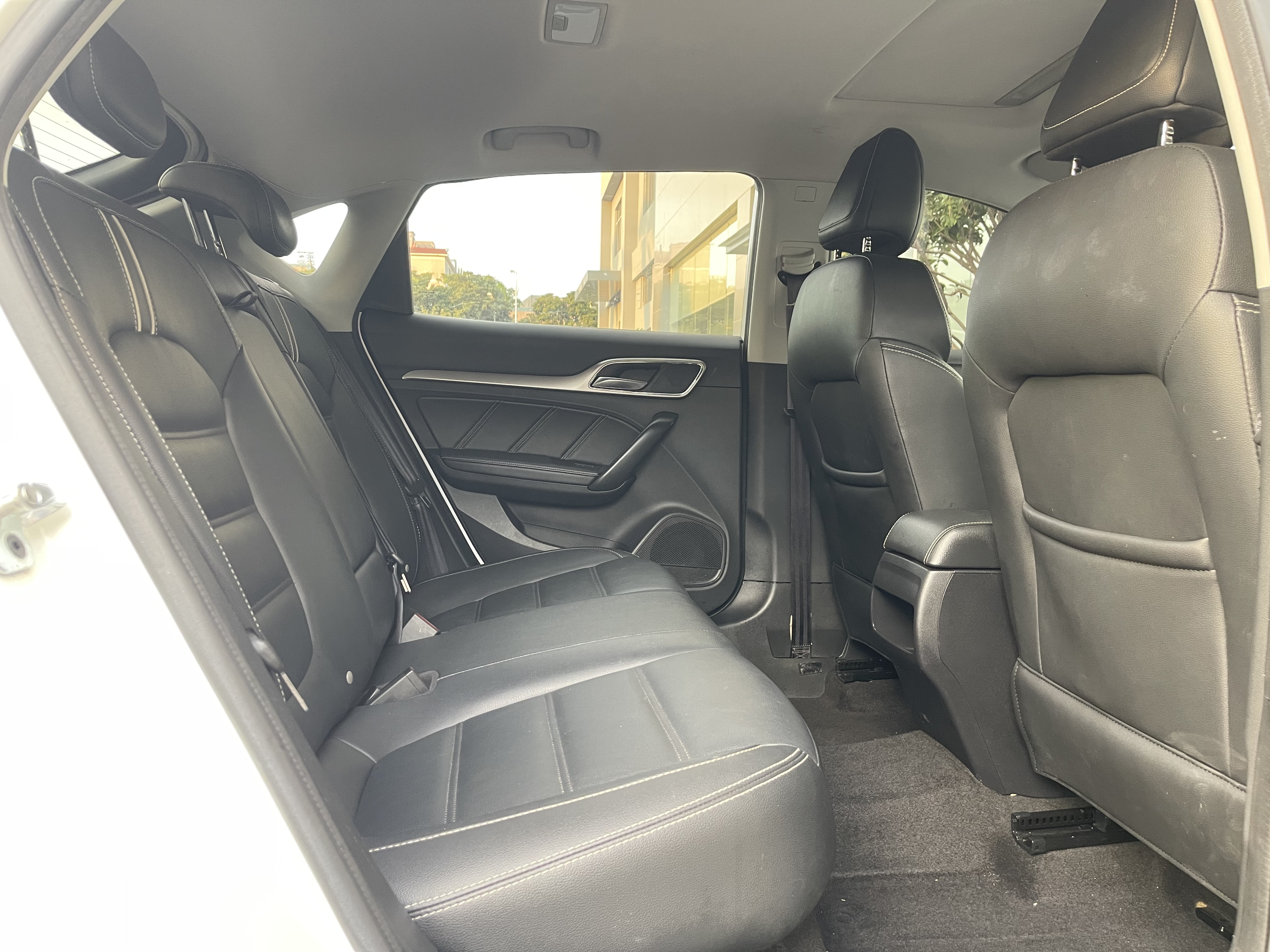 MG 6 New Energy 2018 car image #8