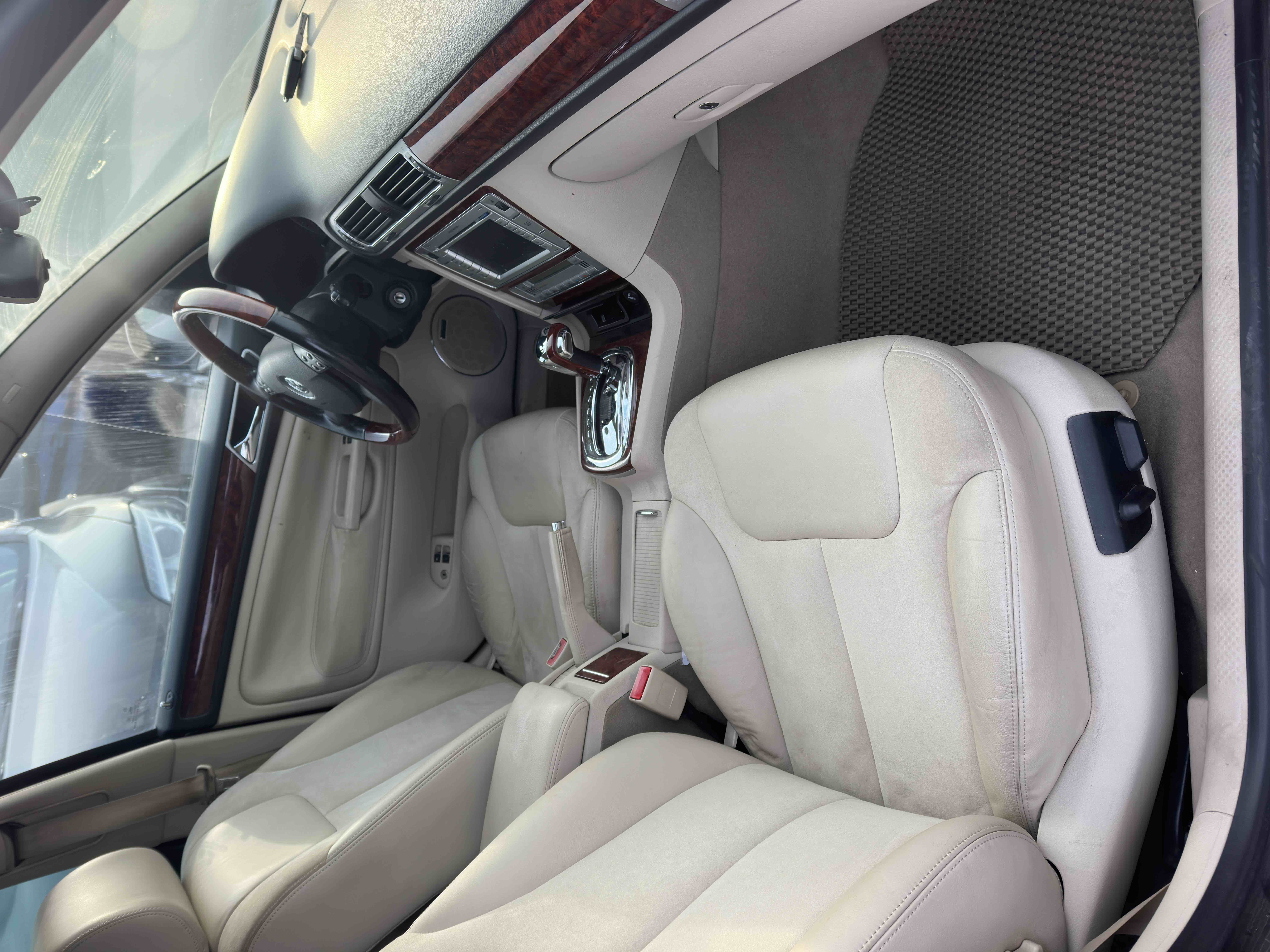 Volkswagen Passat Lingyu 2010 car image #8