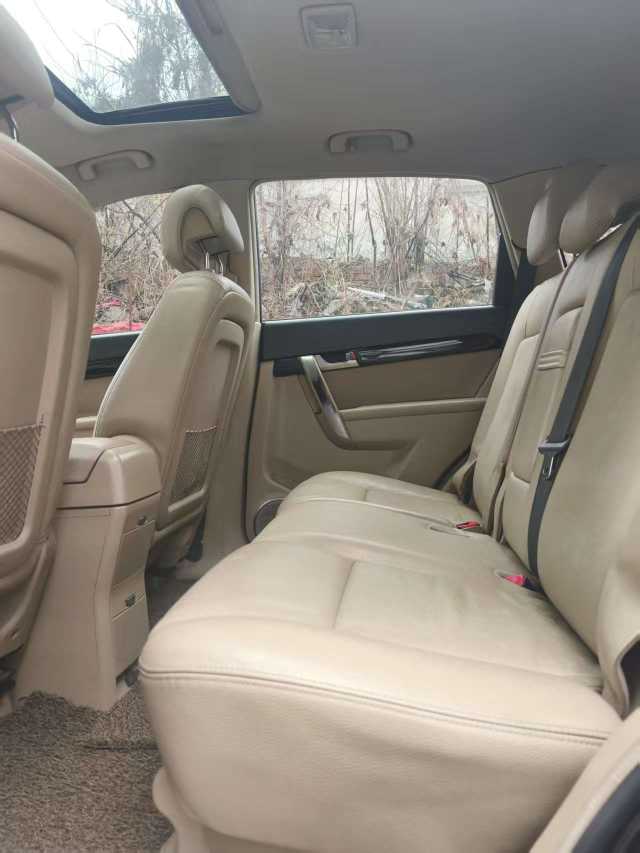 Chevrolet Captiva (Imported) 2009 car image #8