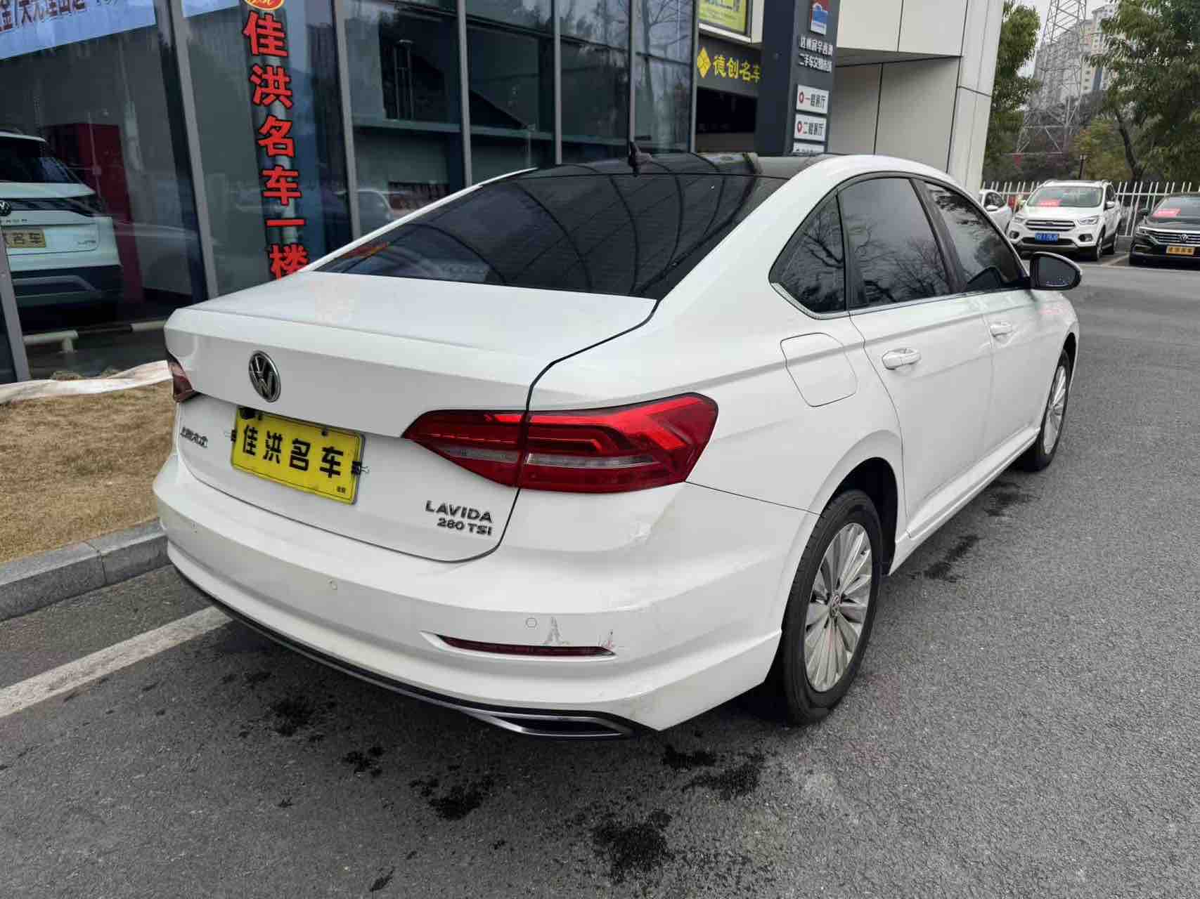 Volkswagen Lavida 2019 car image #8