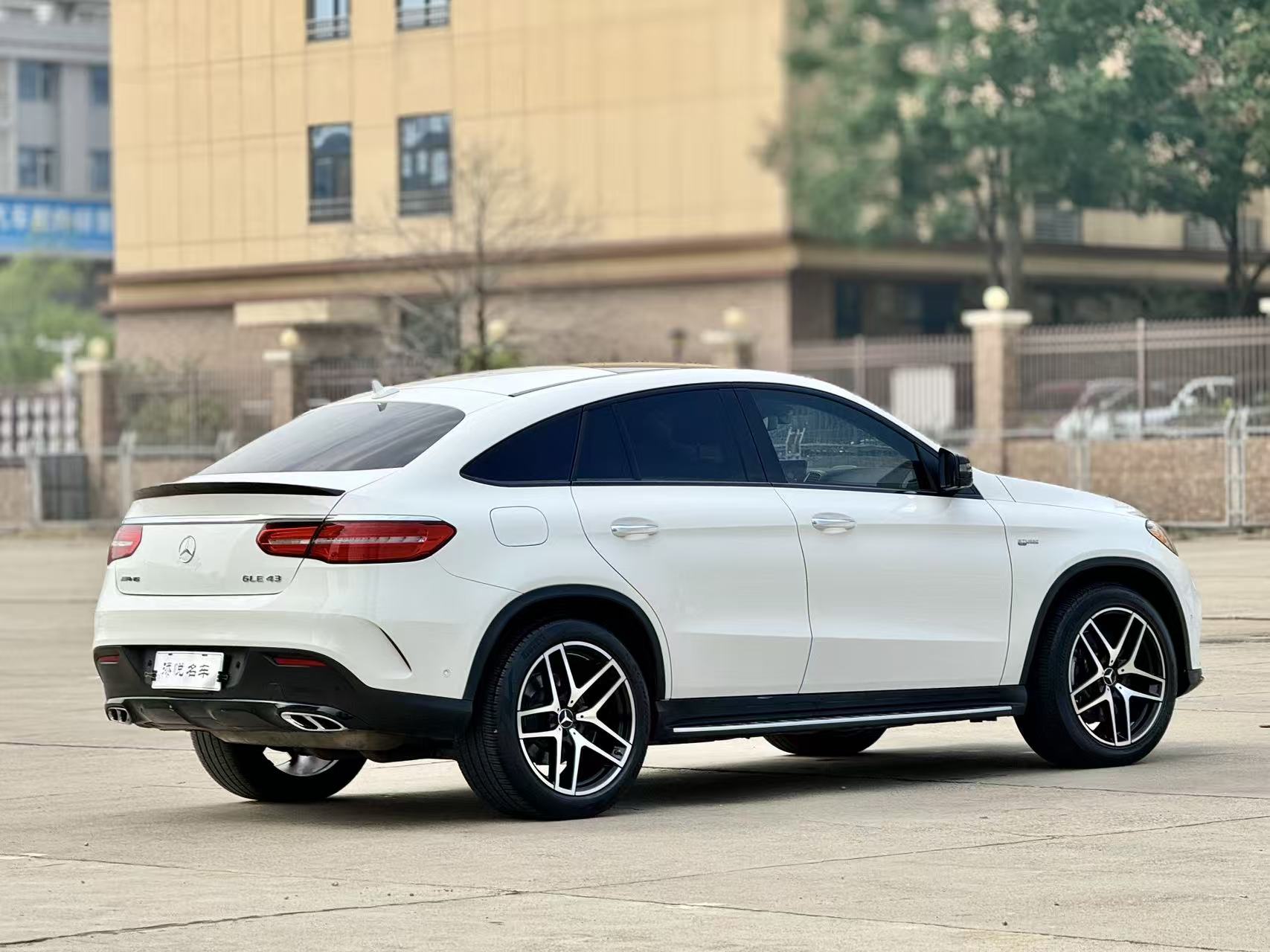 Mercedes-Benz GLE Coupe AMG 2018 car image #8