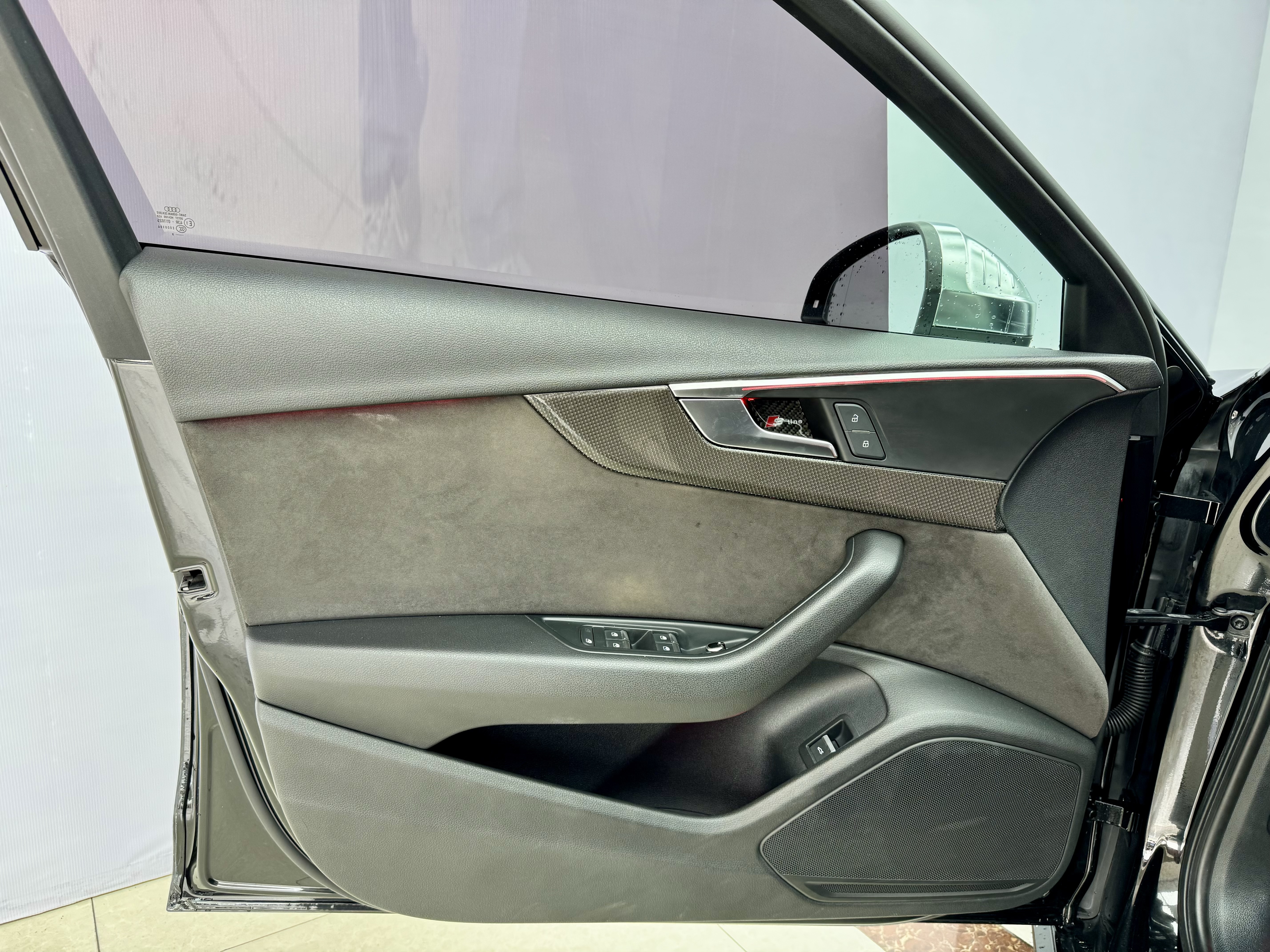 Audi S4 2019 imagem de carro #8