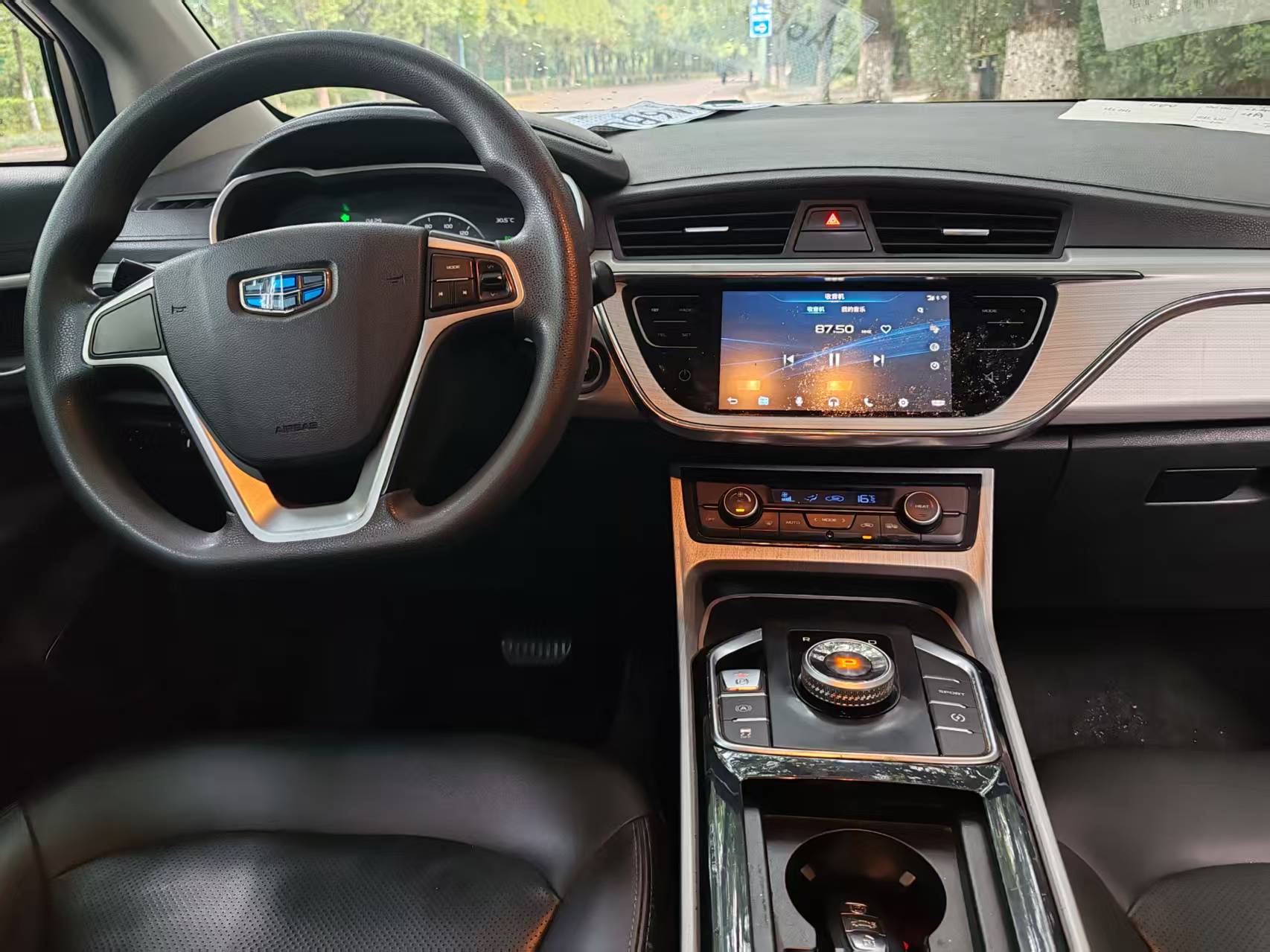 GEELY Emgrand GSe 2019 car image #8