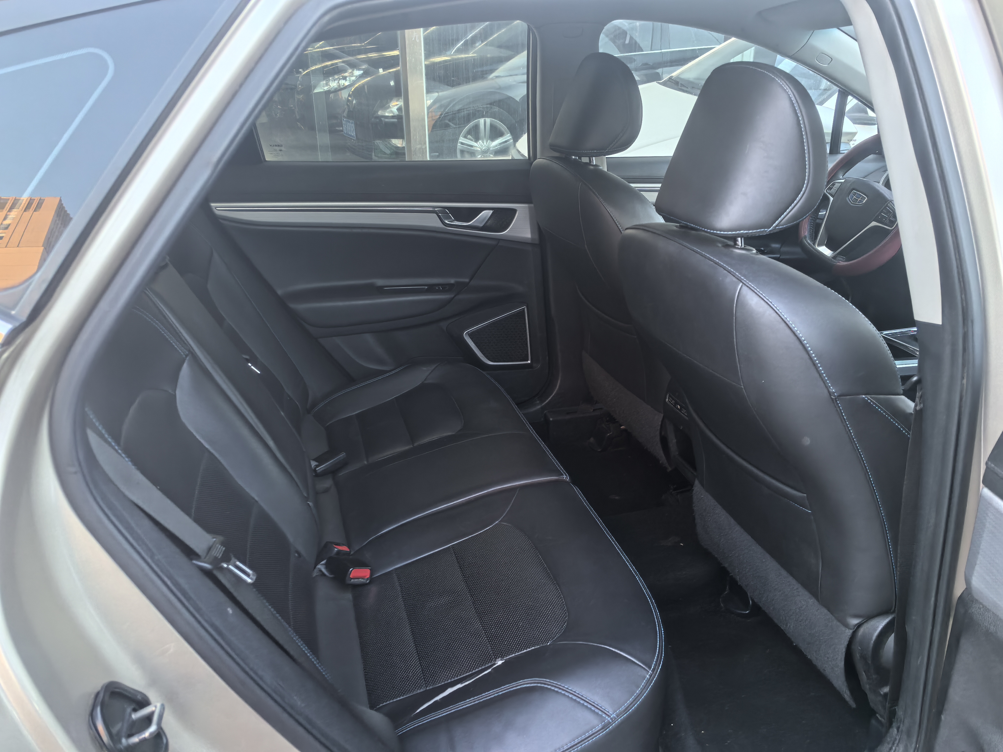 GEELY Emgrand GSe 2019 immagine di auto #8