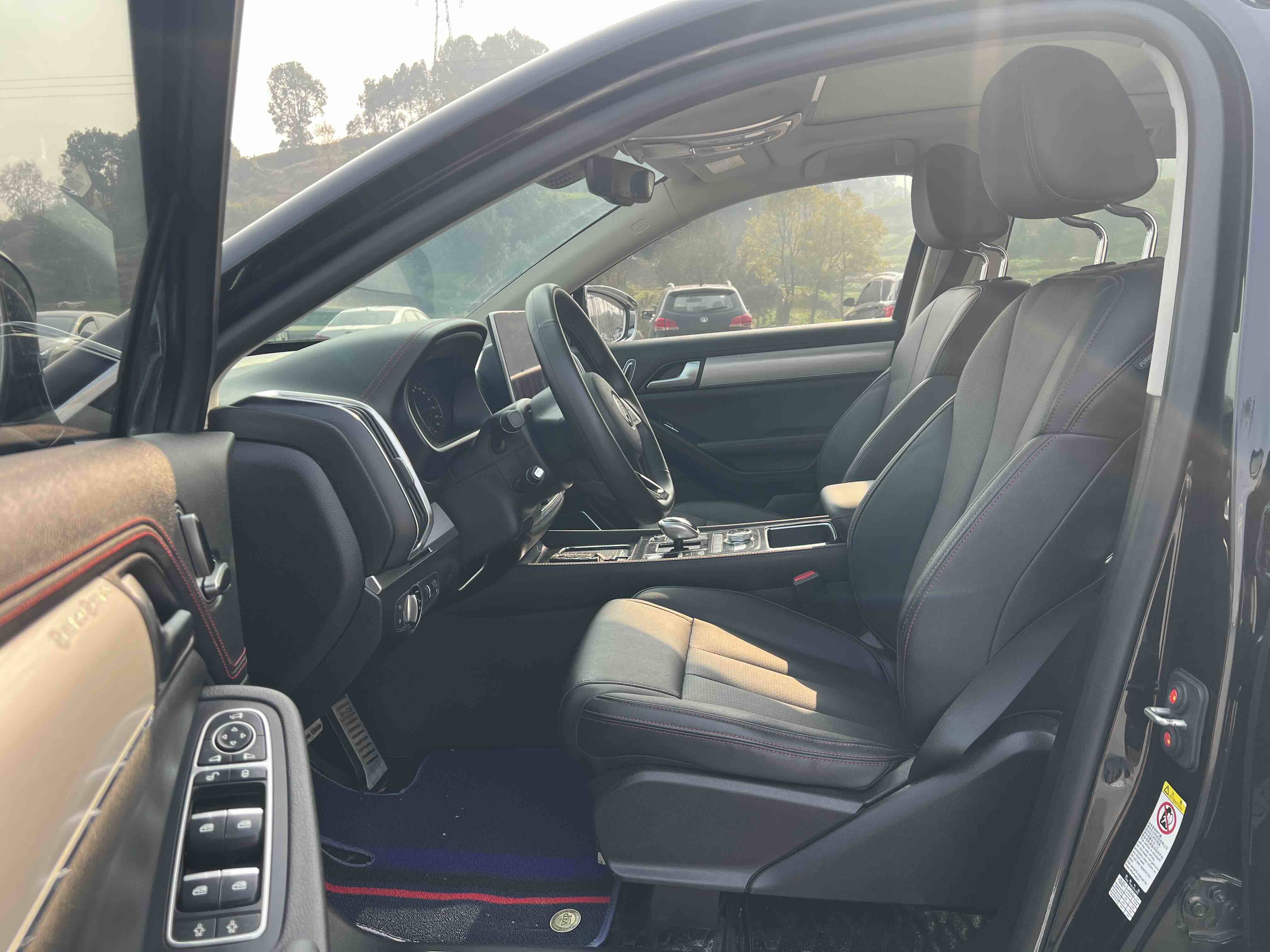 BYD Tang New Energy 2018 #8 BYD Tang New Energy 2018 car image #8